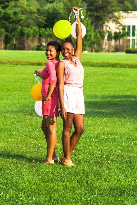 Pink & Nudes & Woods