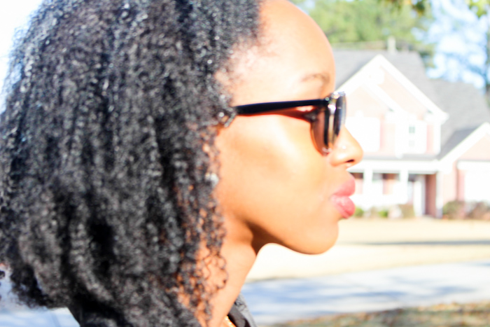 Make sure you have your lipstick on hand! Smudged lipstick if not chic ladies.