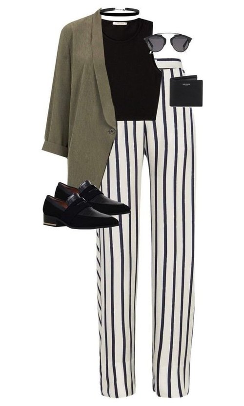 5 outfits using the white pinstripe pants for: work, date night, lunch with  friends, errands, brunch. Hope this helps! #whitepants #capsu