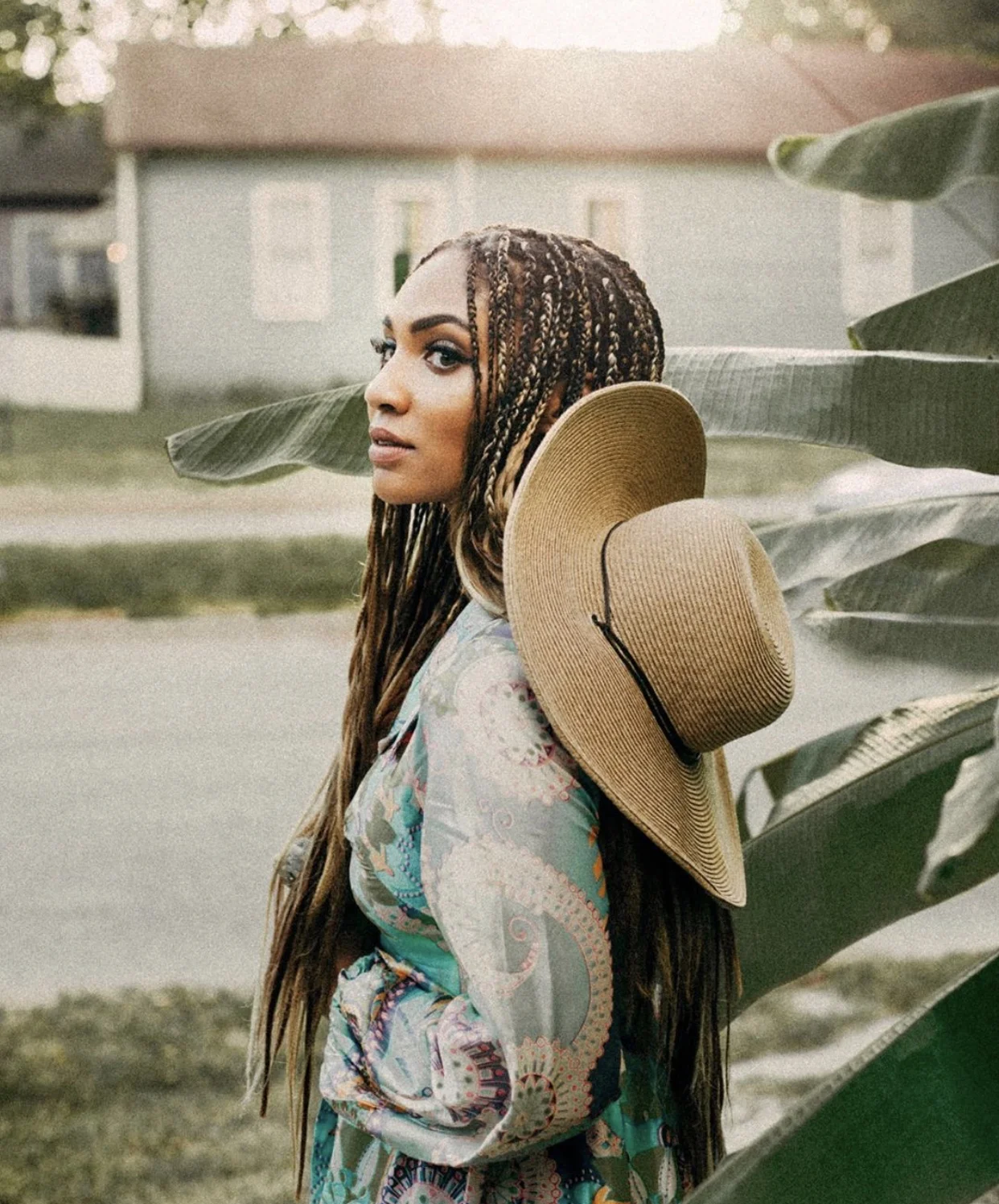 On Curation And Modern Elegance: Lori Virdure of Vinti Vintage