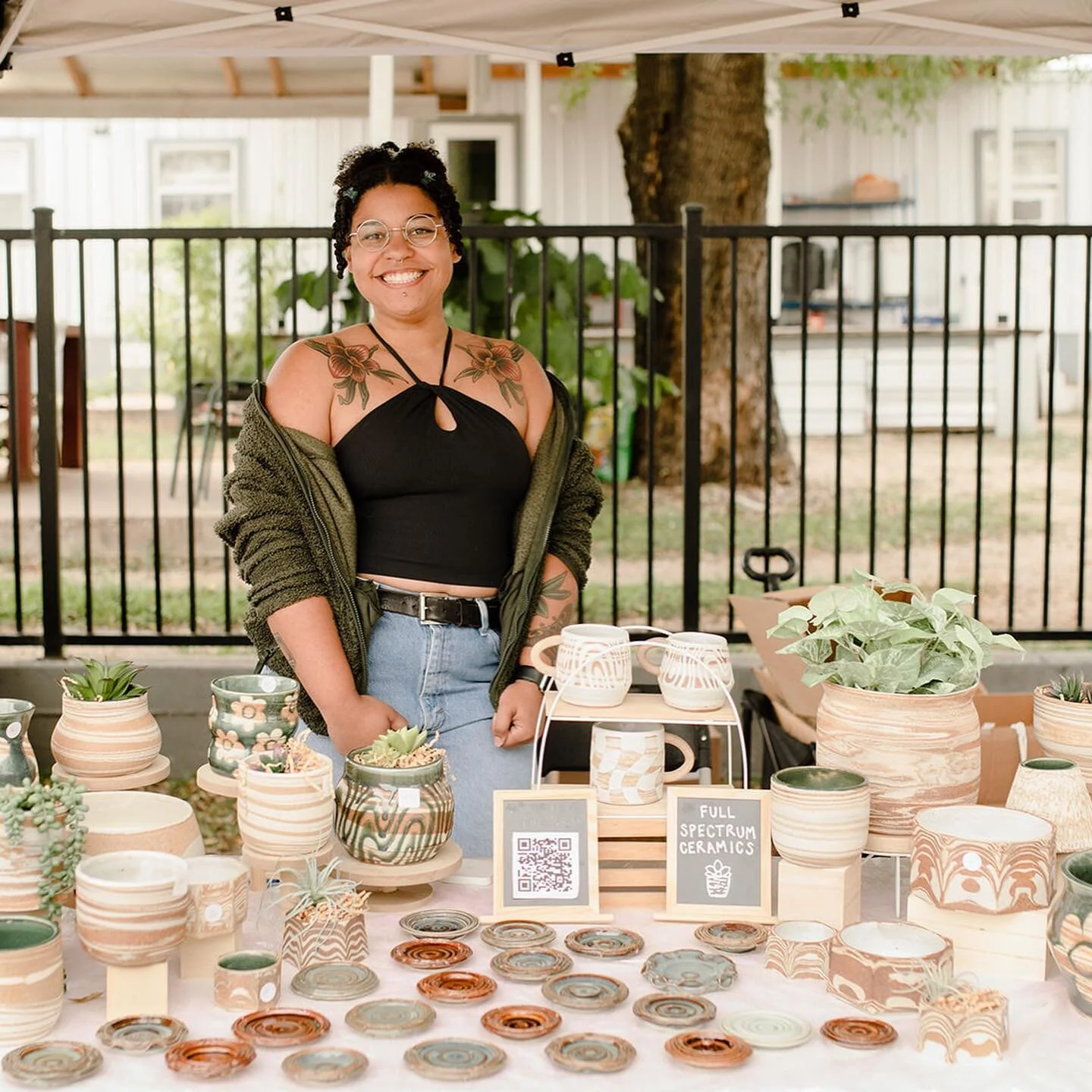 Vendor portraits by @byjessicajoseph 🥲

We&rsquo;re open for one final day of the season&mdash;tomorrow, Saturday, December 10 at @anisdayandnight. Details at thefrontmarket.com. 🌝 see you there! 🌝

#thefrontmarket #futurefronttexas