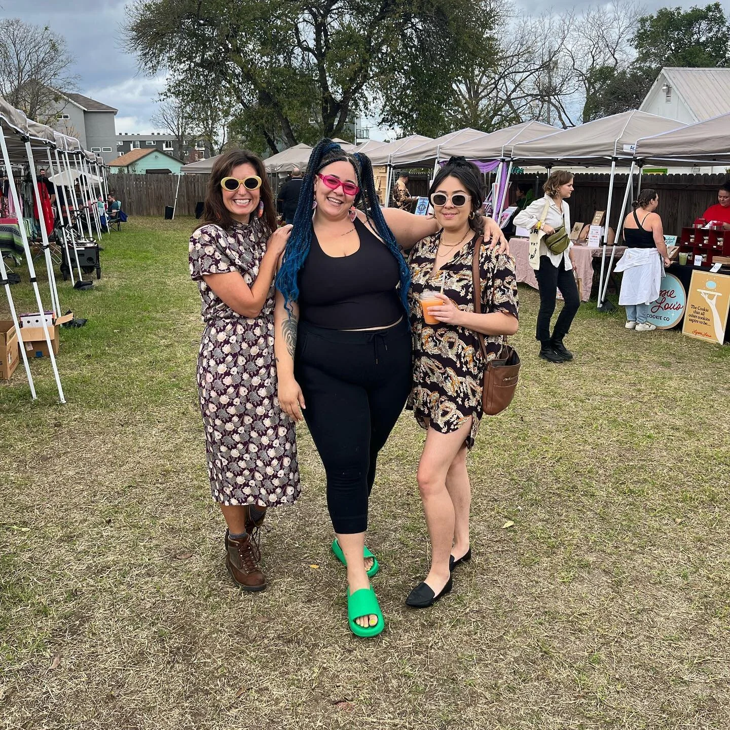 Today&rsquo;s last looks. ❤️&zwj;🔥🥲 Thank you for an incredible Fall Season, y&rsquo;all!!!

Shouts to our vendors, our members, our donors, our partners @anisdayandnight @titosvodka @drinkmayawell @healthypettx @liquiddeath @openhouse_austin, our 