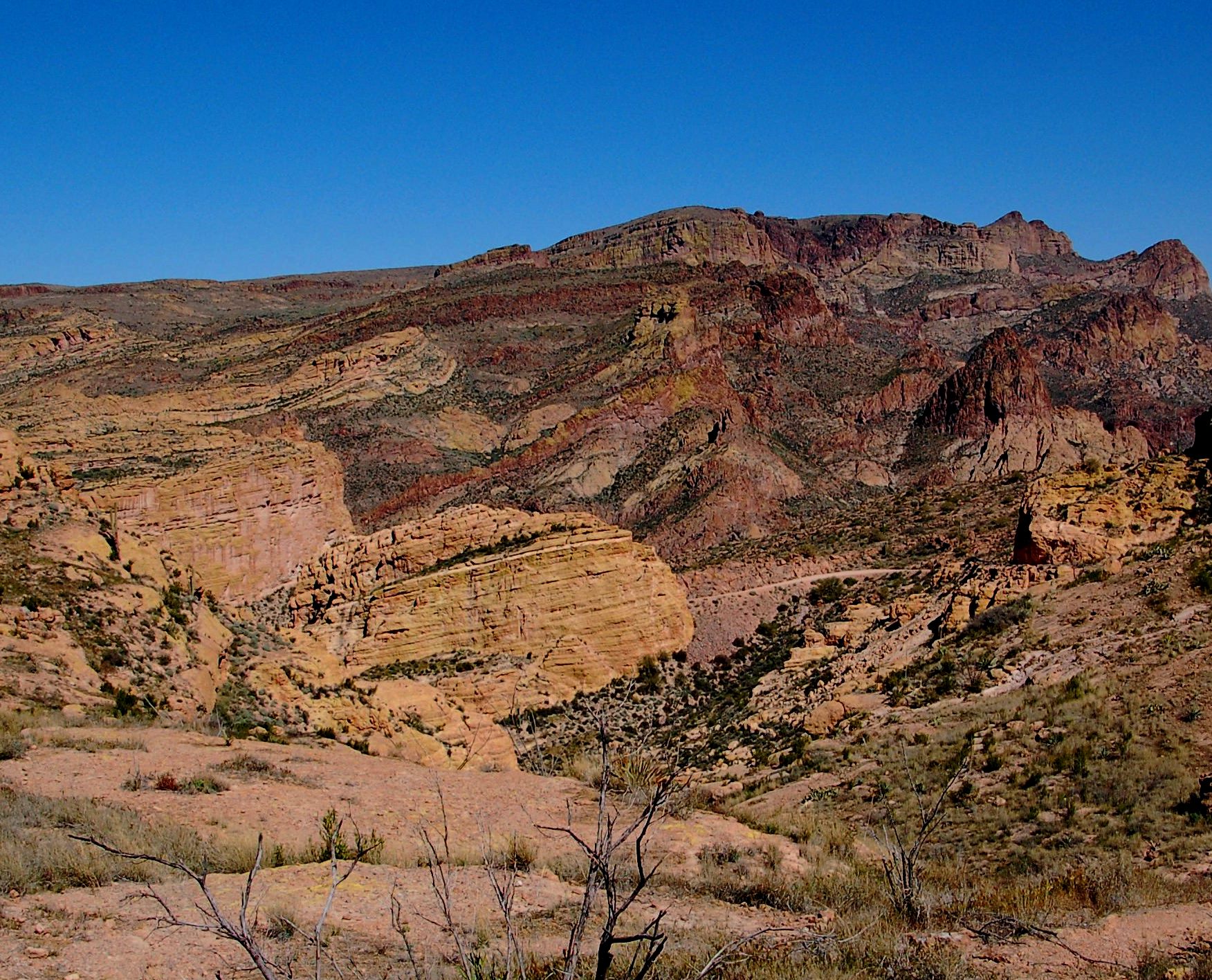 Mesquite Flat along the Apache Highway