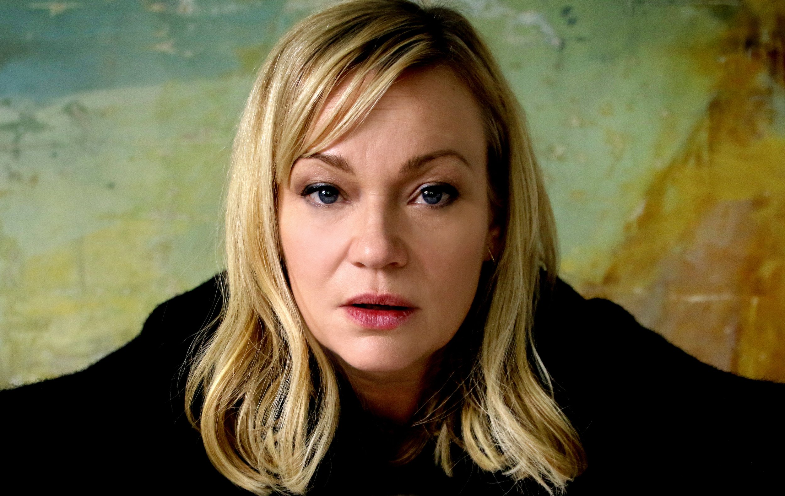   Samantha Mathis   Actress 