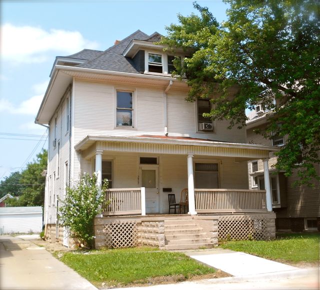 LEASED 1507 BARKER • 6 BR