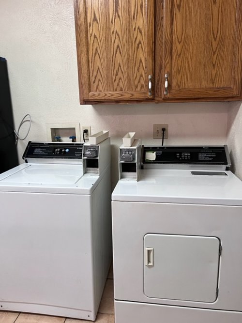 1023 washer and dryer.jpg