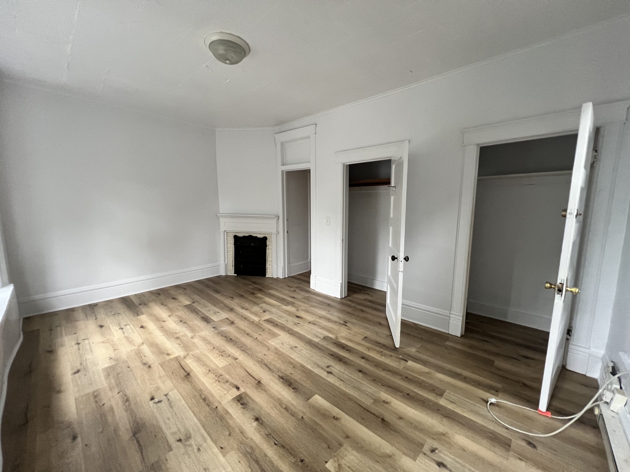406 Glenwood new 13.jpeg