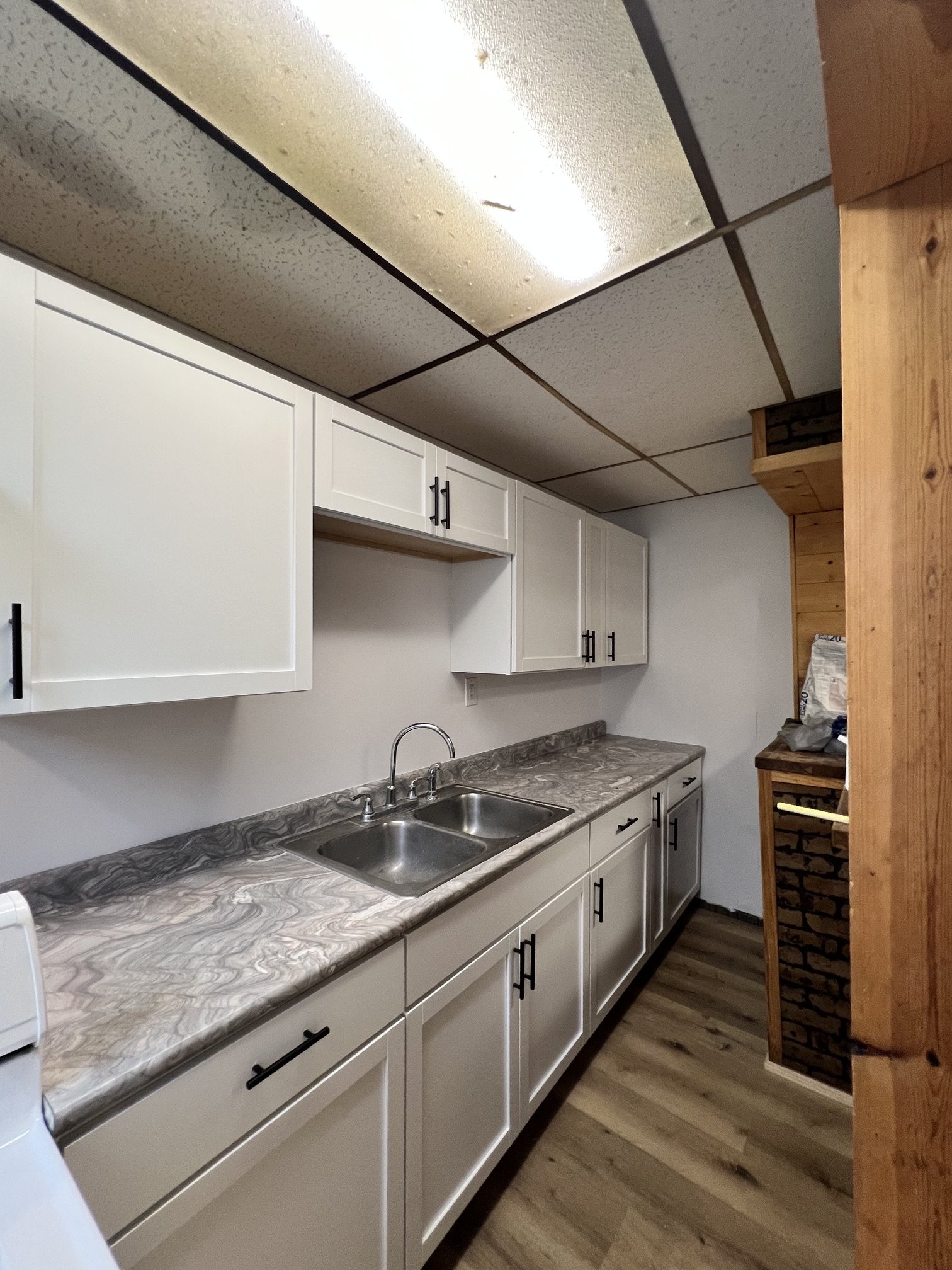 406 Glenwood new kitchen.jpeg