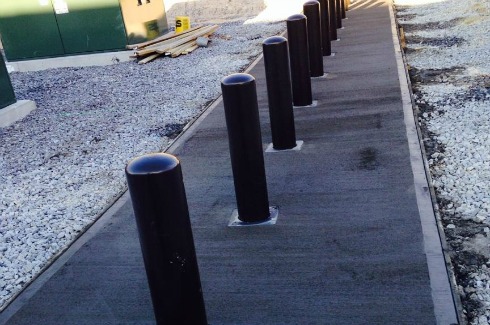 bollards.jpg