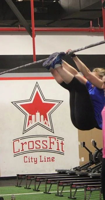 Amanda set aside time each day to work on her goals and it paid off with consecutive toes to bar! 