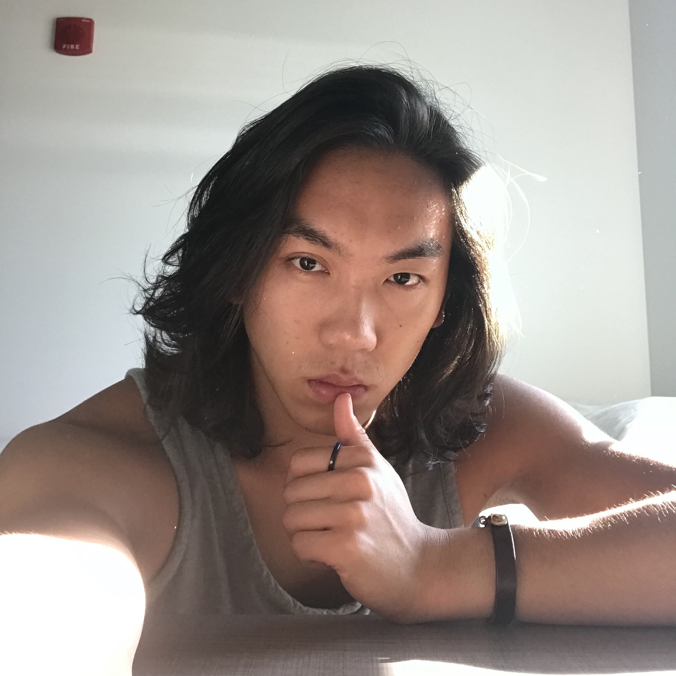 Hongyou Chen Pronouns: He/Him/His Academic Year: Sophomore Major: Finance and Economics Hometown: Guangzhou, China Cultural Identity: Korean American “Love to do anything outdoorsy, especially swimming, water polo, surfing, etc. Love Spanish music ”