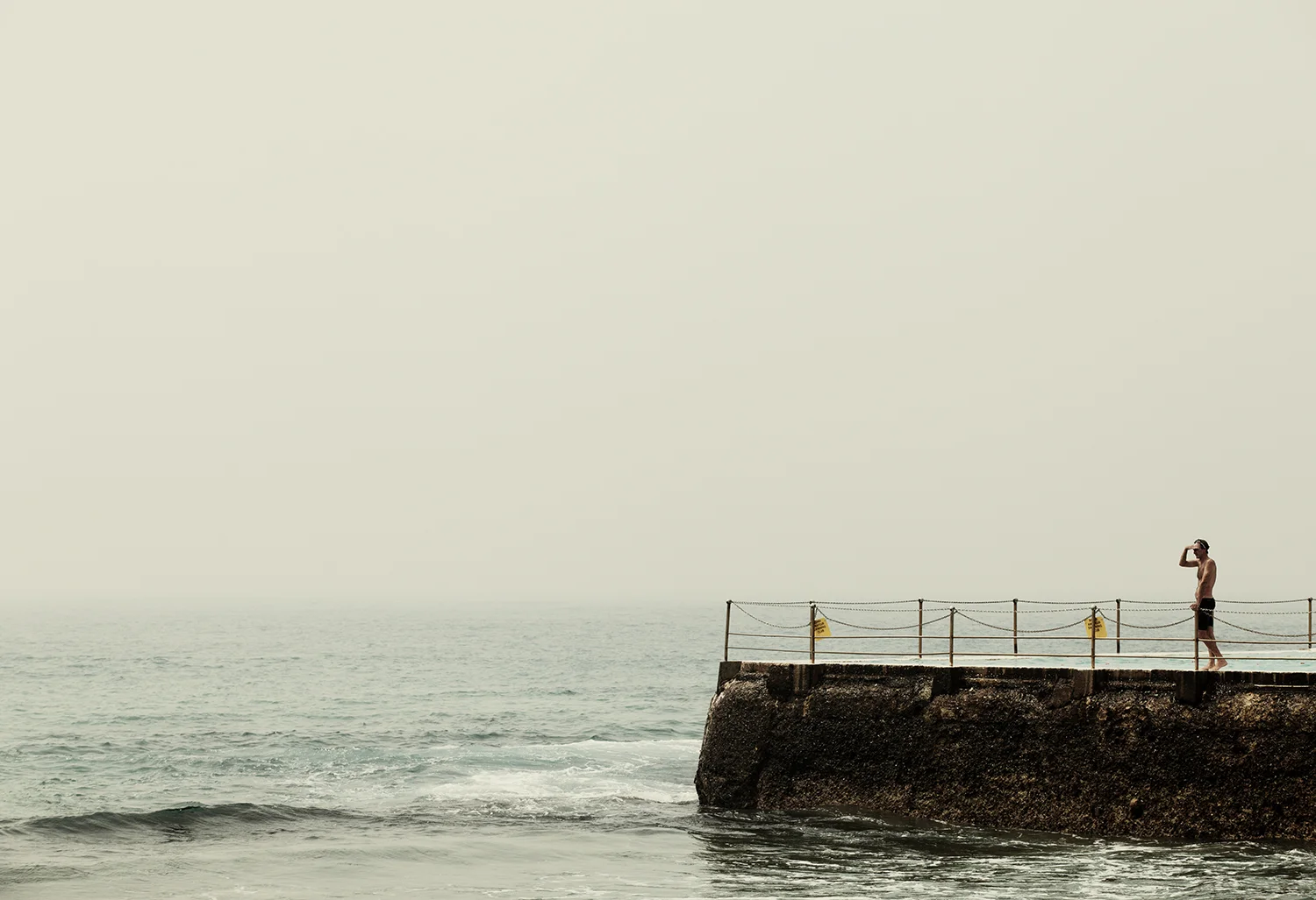 james_green_photographer_bondi_2_1500pxW.jpg