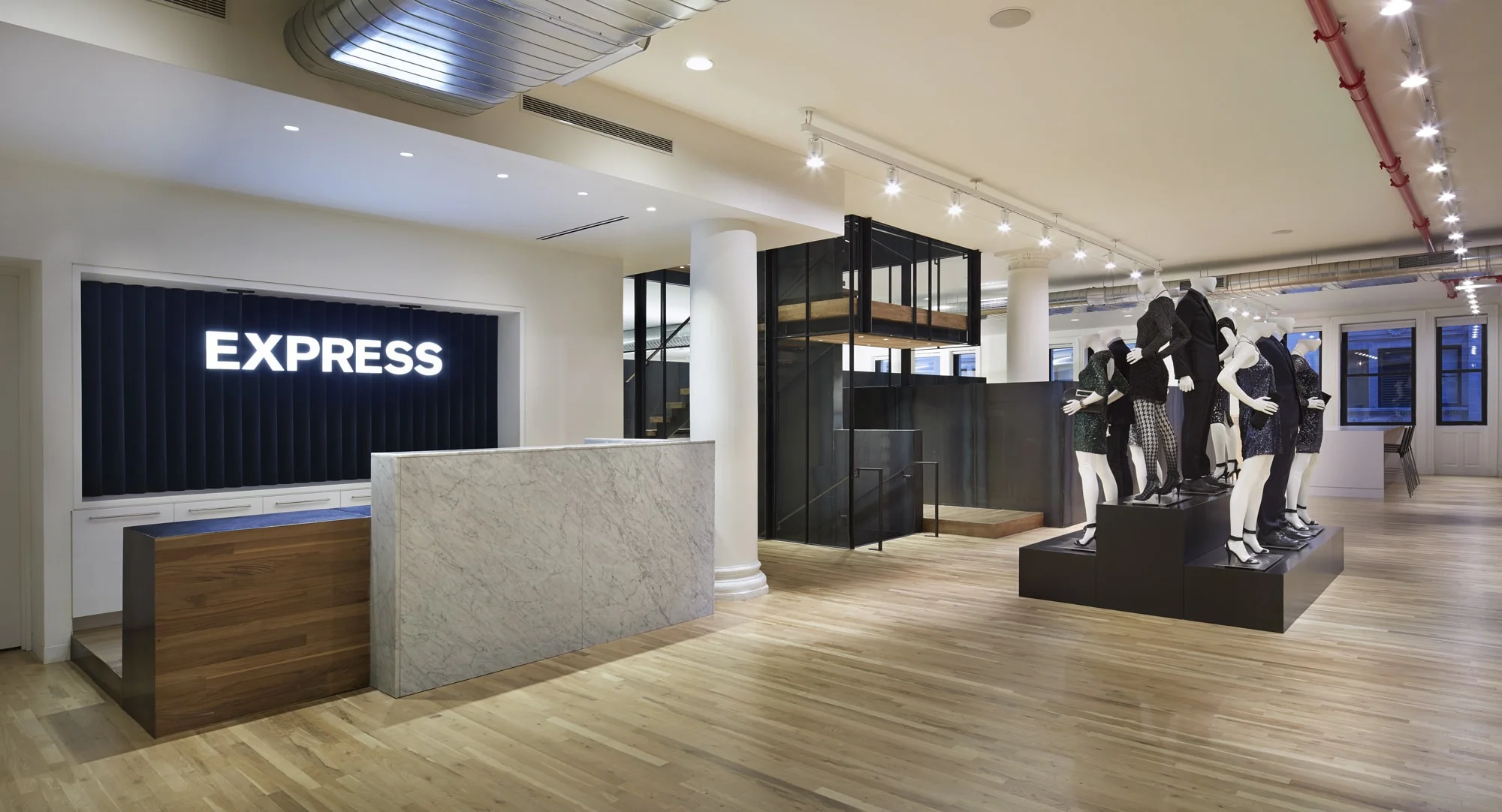  Express Design Studio 