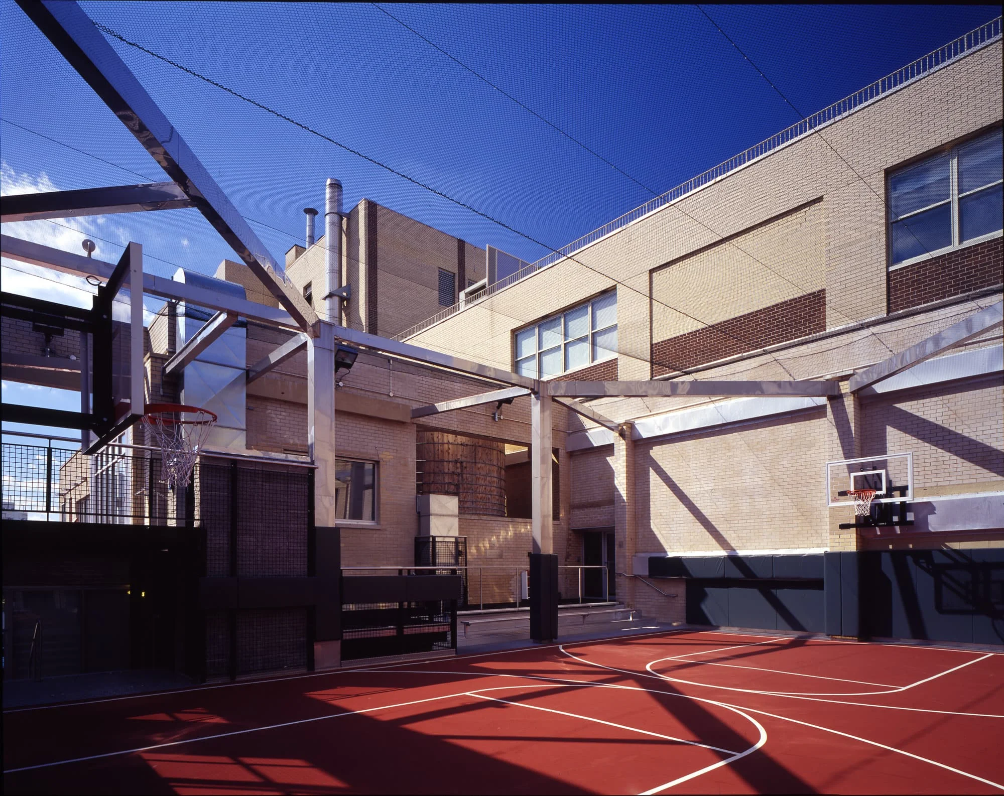 Urban Skycourt