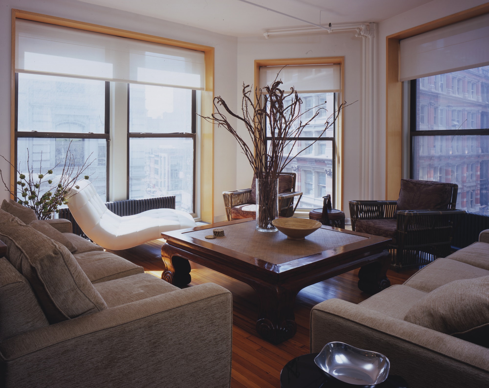 Modern Loft Apartment Renovation | Union Square Flatiron District Manhattan New York | Living Room Wood Window Jamb | RES4