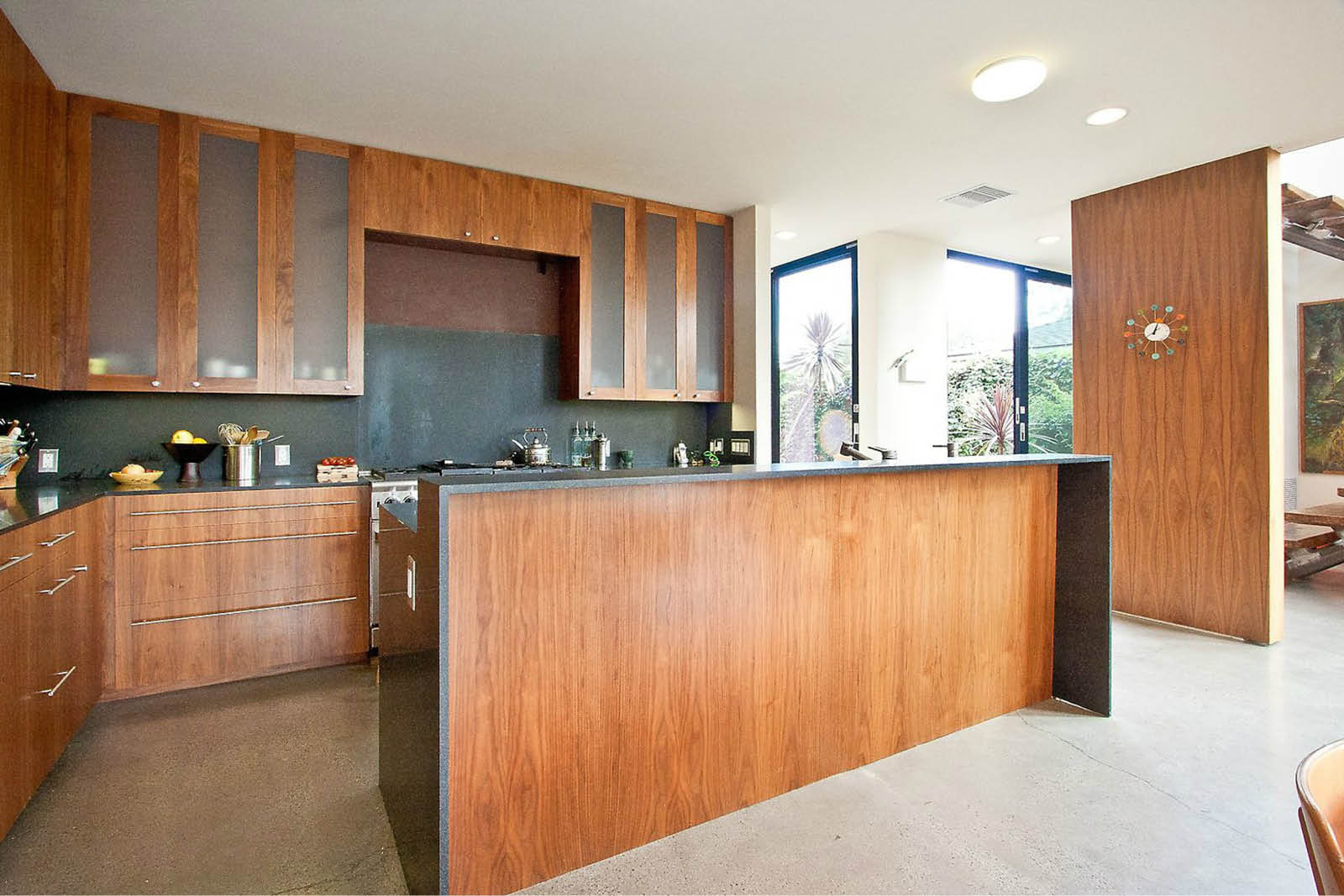 Modern Panelized Prefab Beach House | Venice California | Kitchen Custom Cabinets | RES4