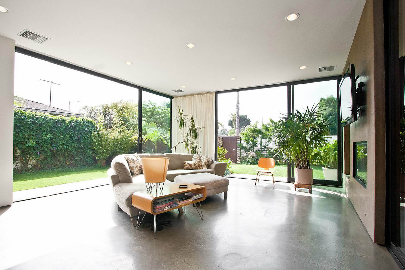 Modern Panelized Prefab Beach House | Venice California | Living Room Open Plan Large Black Windows | RES4