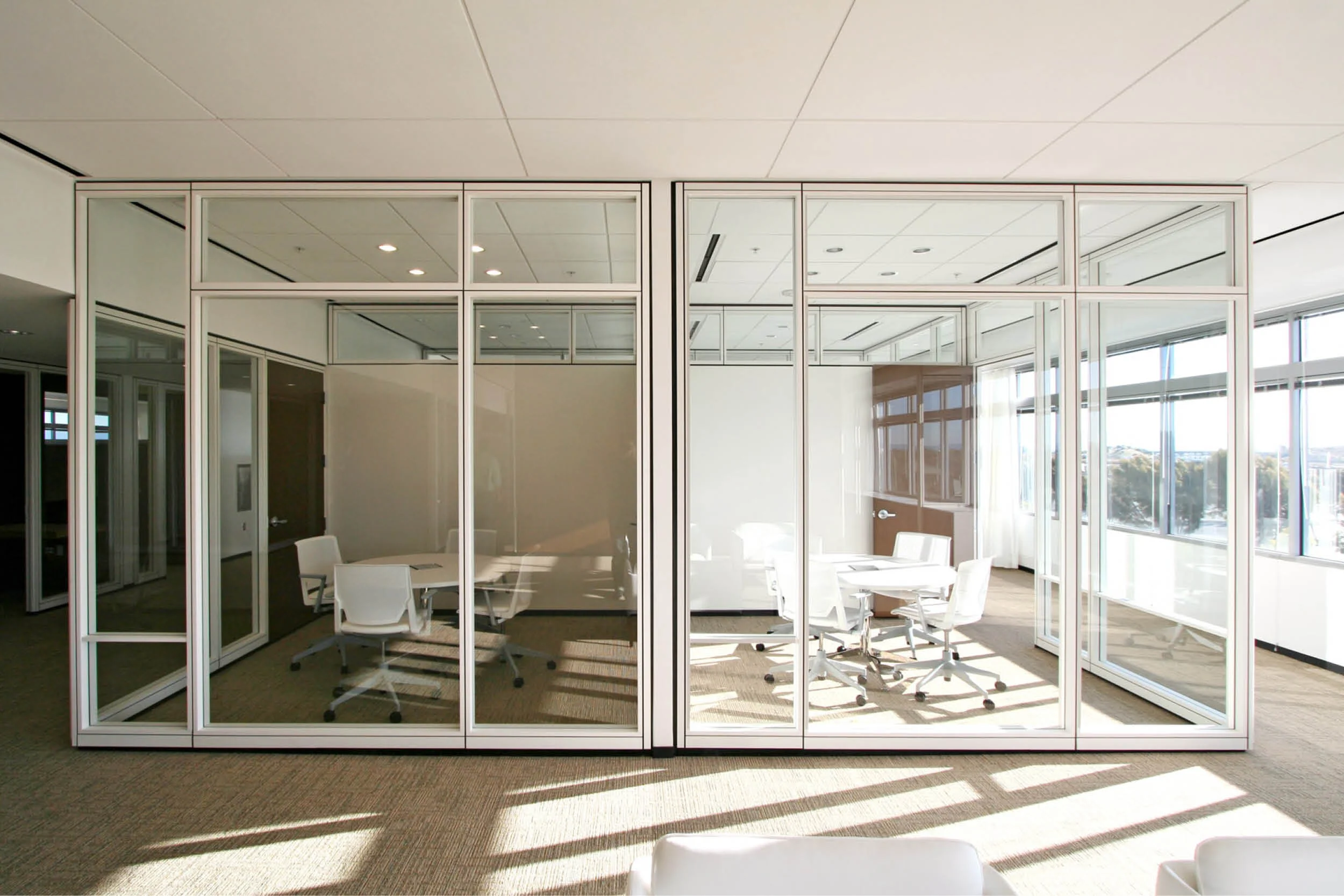 Modern Commercial Office | Glass Partitions Conference Meeting Room | RES4