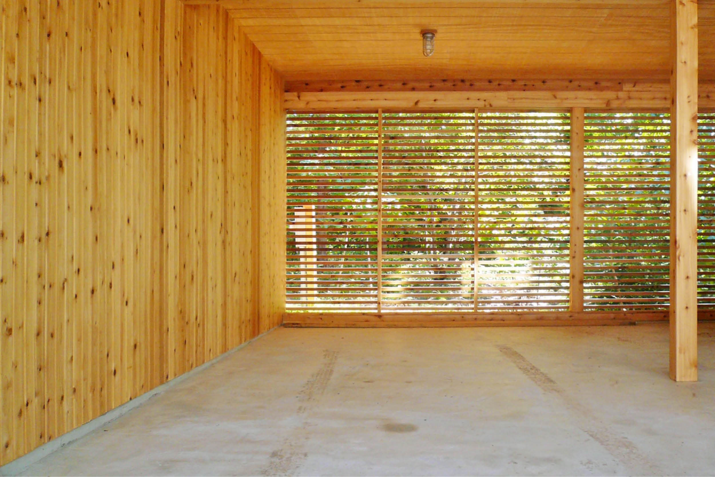 Modern Modular Prefab Peconic Bay House | Shinnecock Hills Hamptons New York | Screen Porch Cedar Siding Ceiling Ipe Deck | RES4