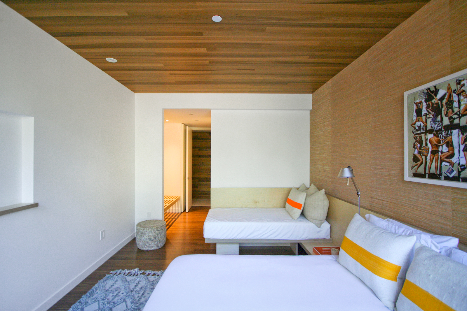 res4-resolution-4-architecture-modern-modular-house-prefab-amagansett-addition-bedroom-perspective-02.jpg