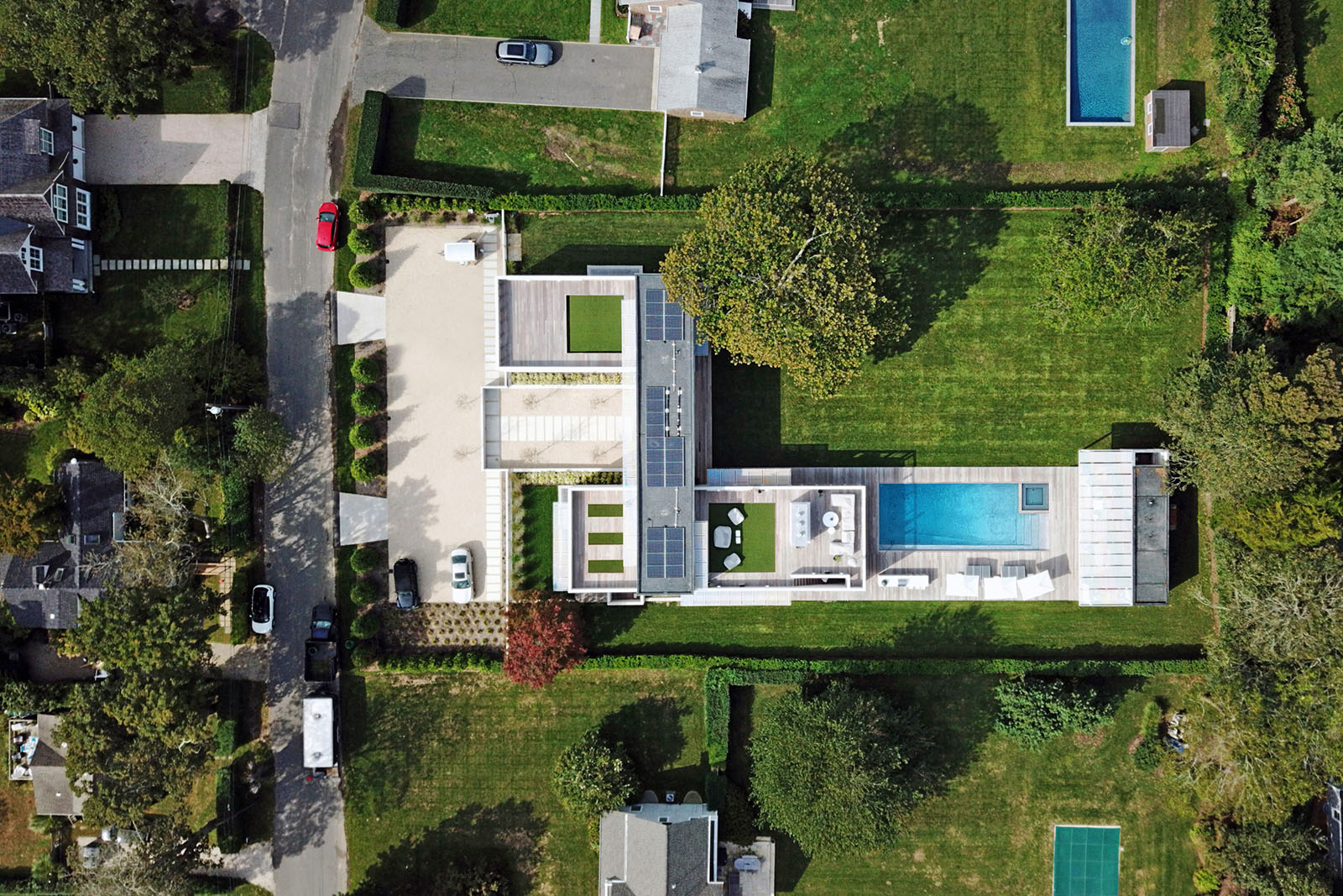 60-re4a-resolution-4-architecture-modern-modular-prefab-bridgehampton house-drone-overhead-plan.jpg