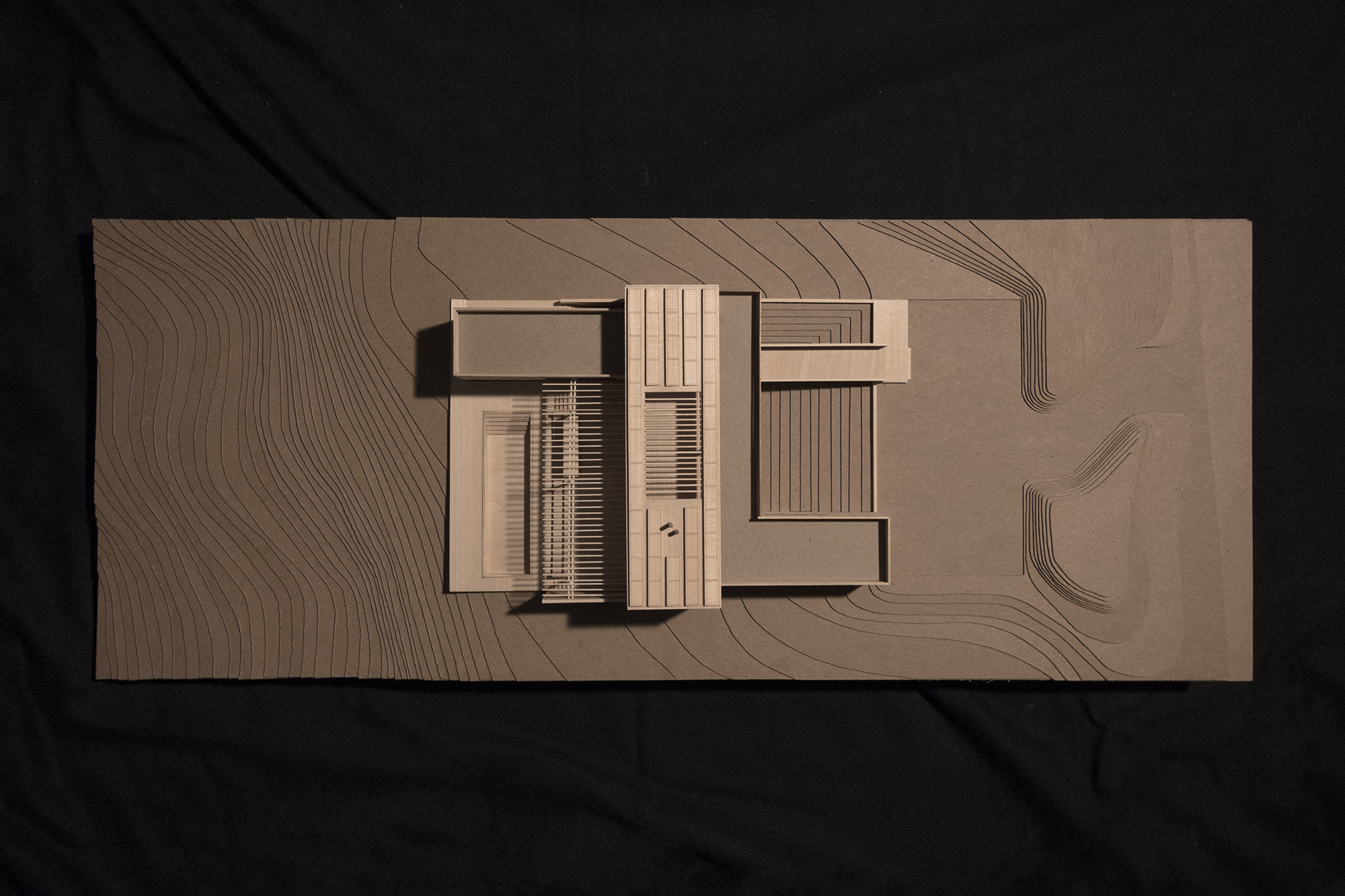 res4-resolution-4-architecture-north fork bluff house_model-IMG_3669.jpg