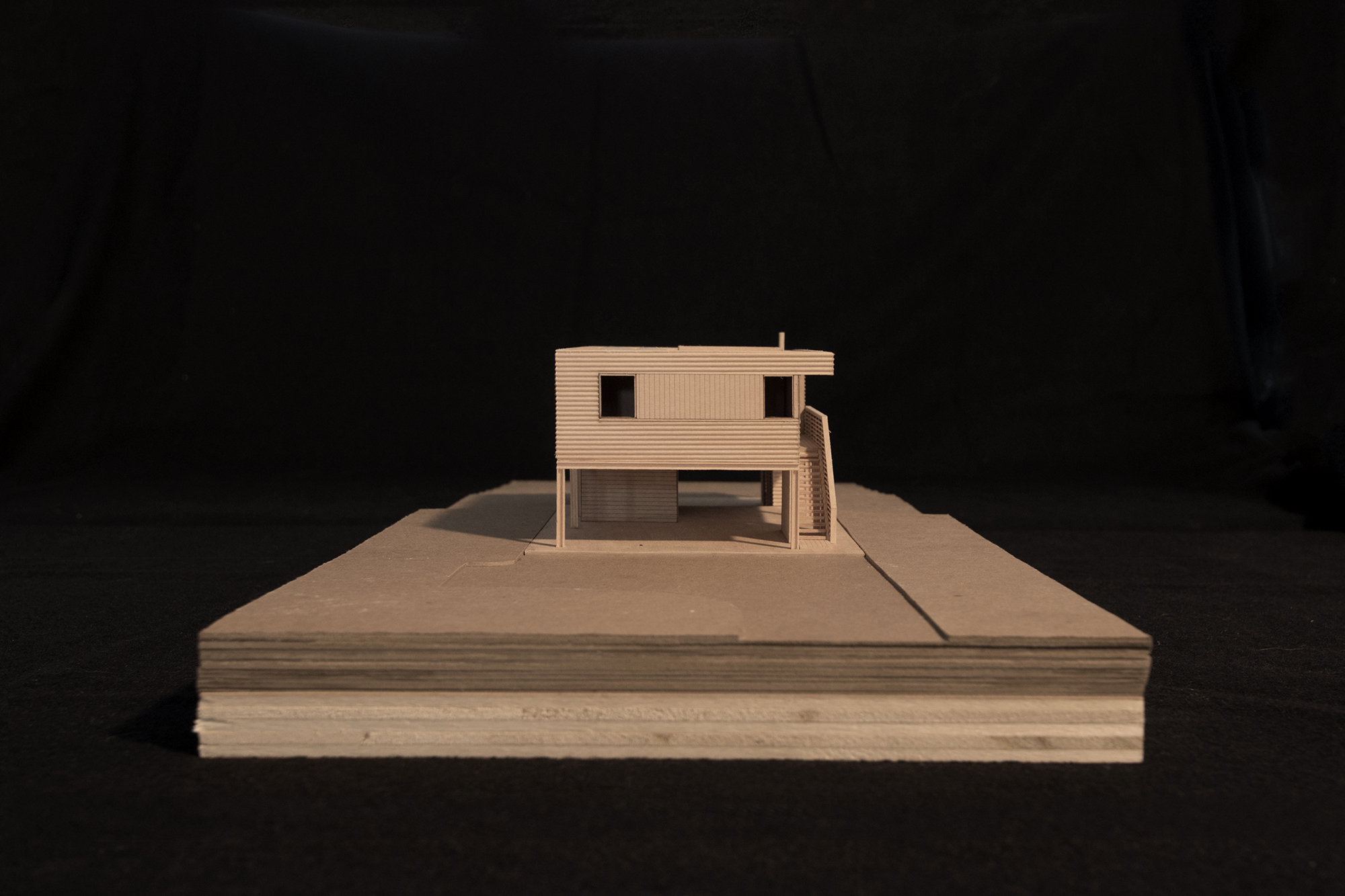res4-resolution-4-architecture-north fork bay house_model-IMG_3395.jpg