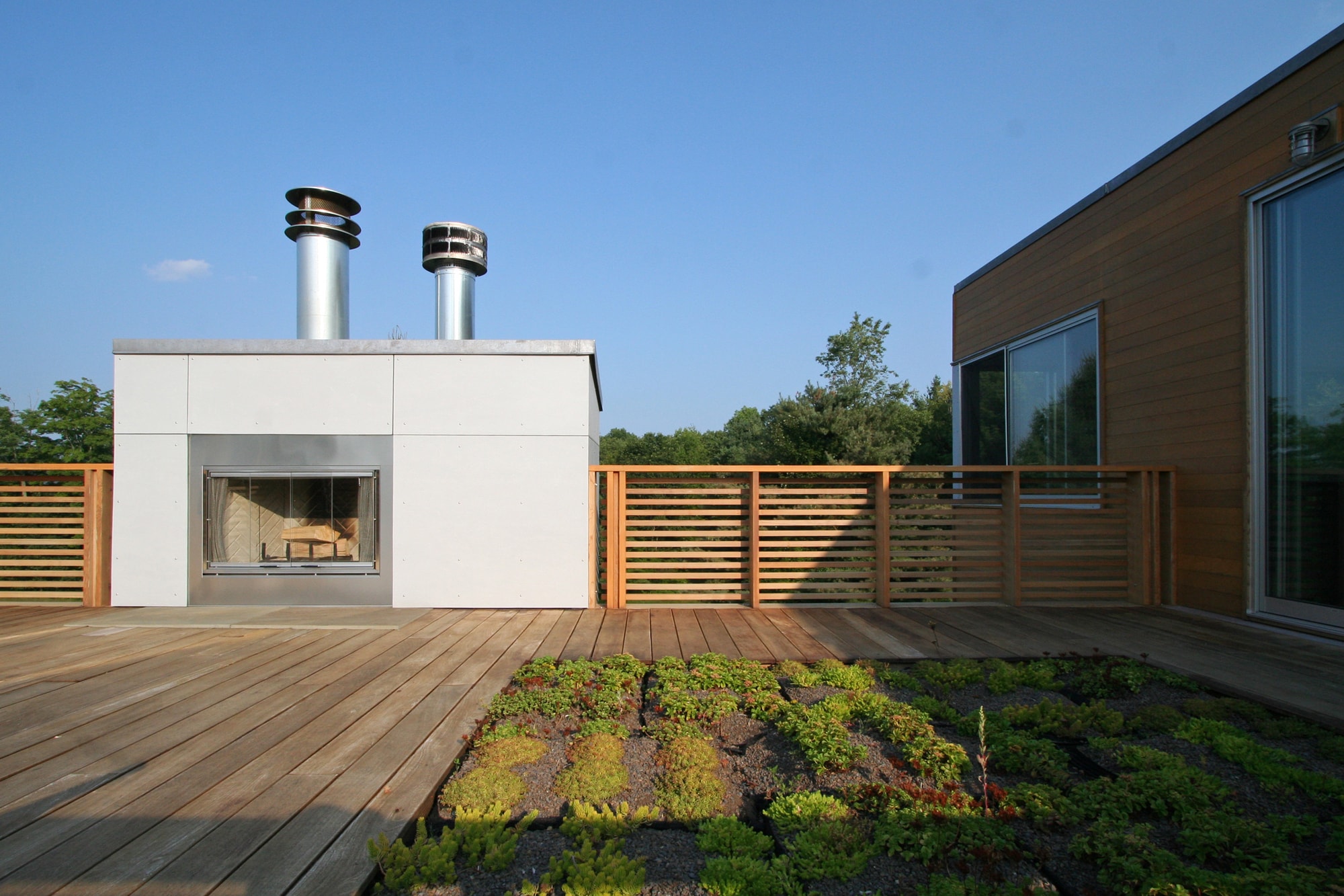 res4-resolution-4-architecture-modern-modular-home-prefab-sunset-ridge-house-exterior-roof-garden-2.jpg