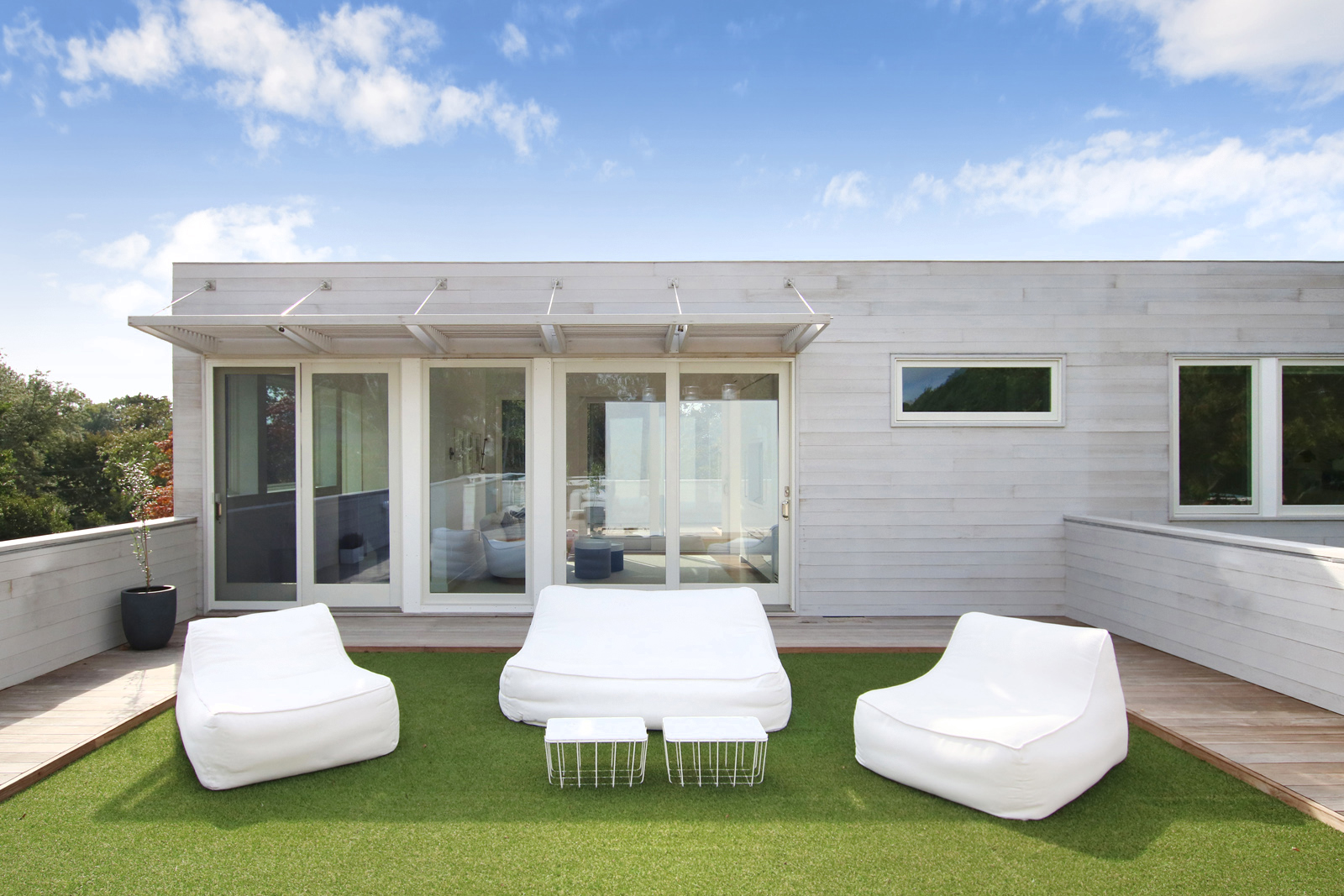 21-re4a-resolution-4-architecture-modern-modular-prefab-bridgehampton house-roof-deck.jpg