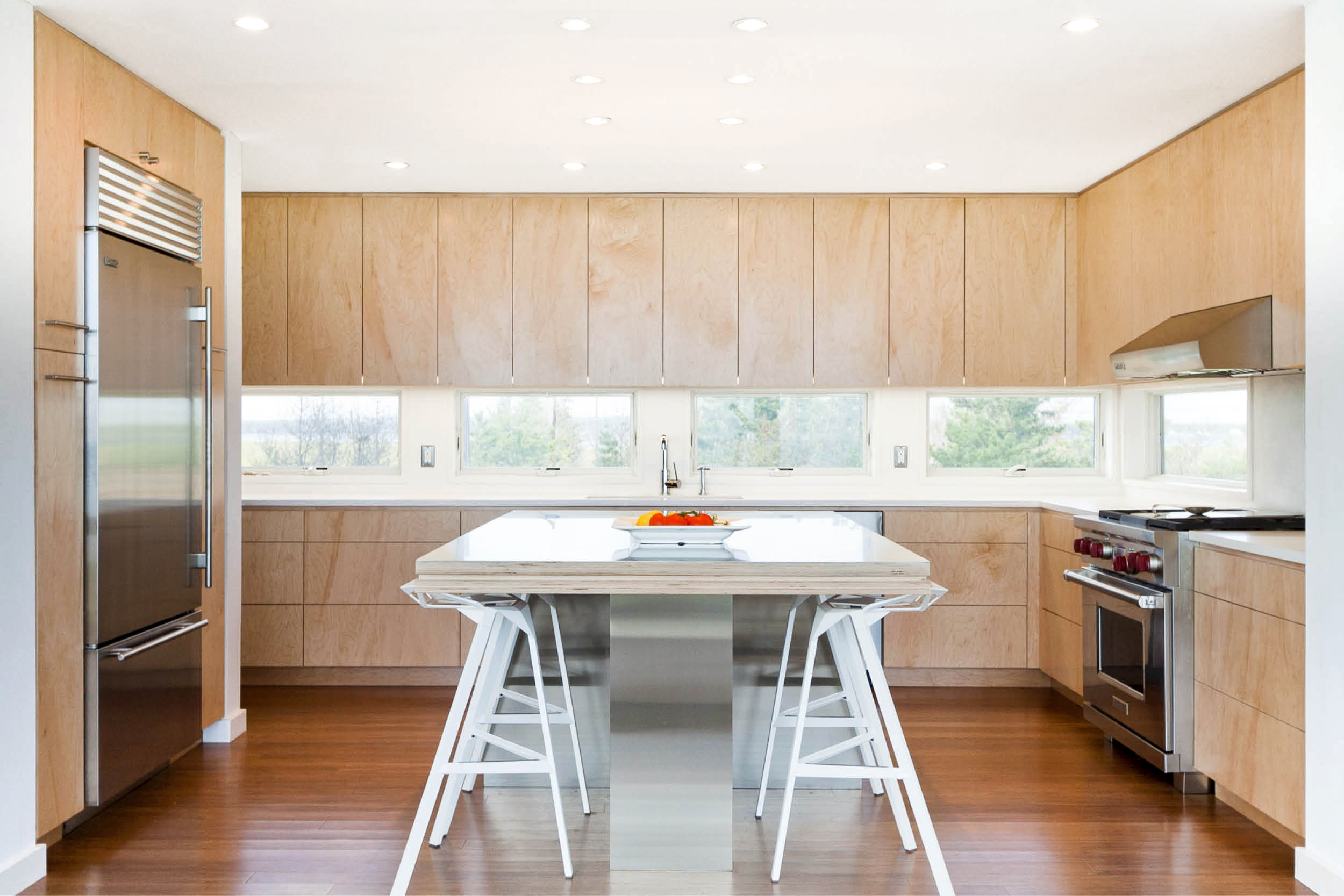 07-res4-resolution-4-architecture-modern-modular-home-prefab-dune-road-beach-house--interior-kitchen.jpg