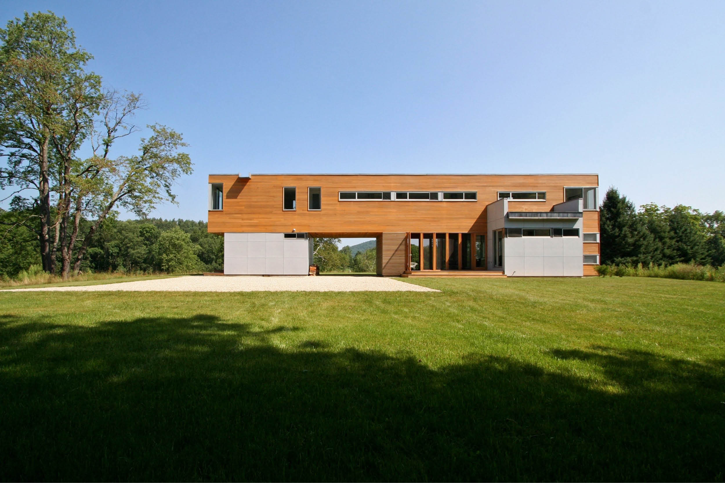 01-res4-resolution-4-architecture-modern-modular-home-prefab-sunset-ridge-house-exterior.jpg