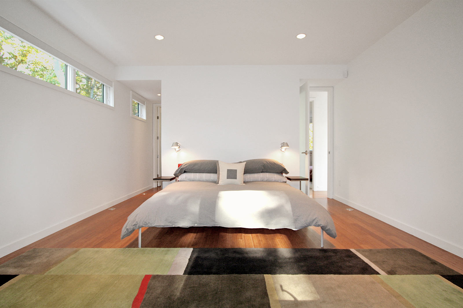19-res4-resolution-4-architecture-modern-modular-home-prefab-house-swingline-interior-bed-room.jpg