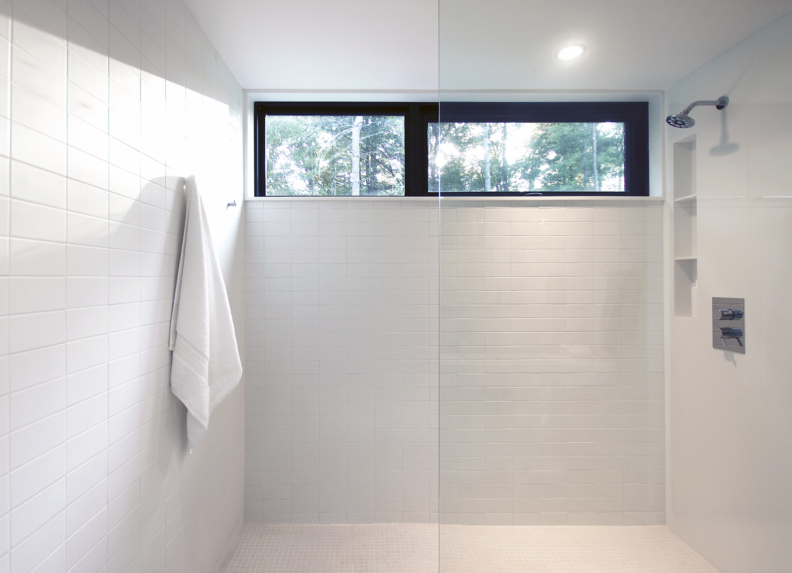 08-res4-resolution-4-architecture-modern-modular-prefab-home-cornwall-cabin-interior-bathroom-shower.jpg