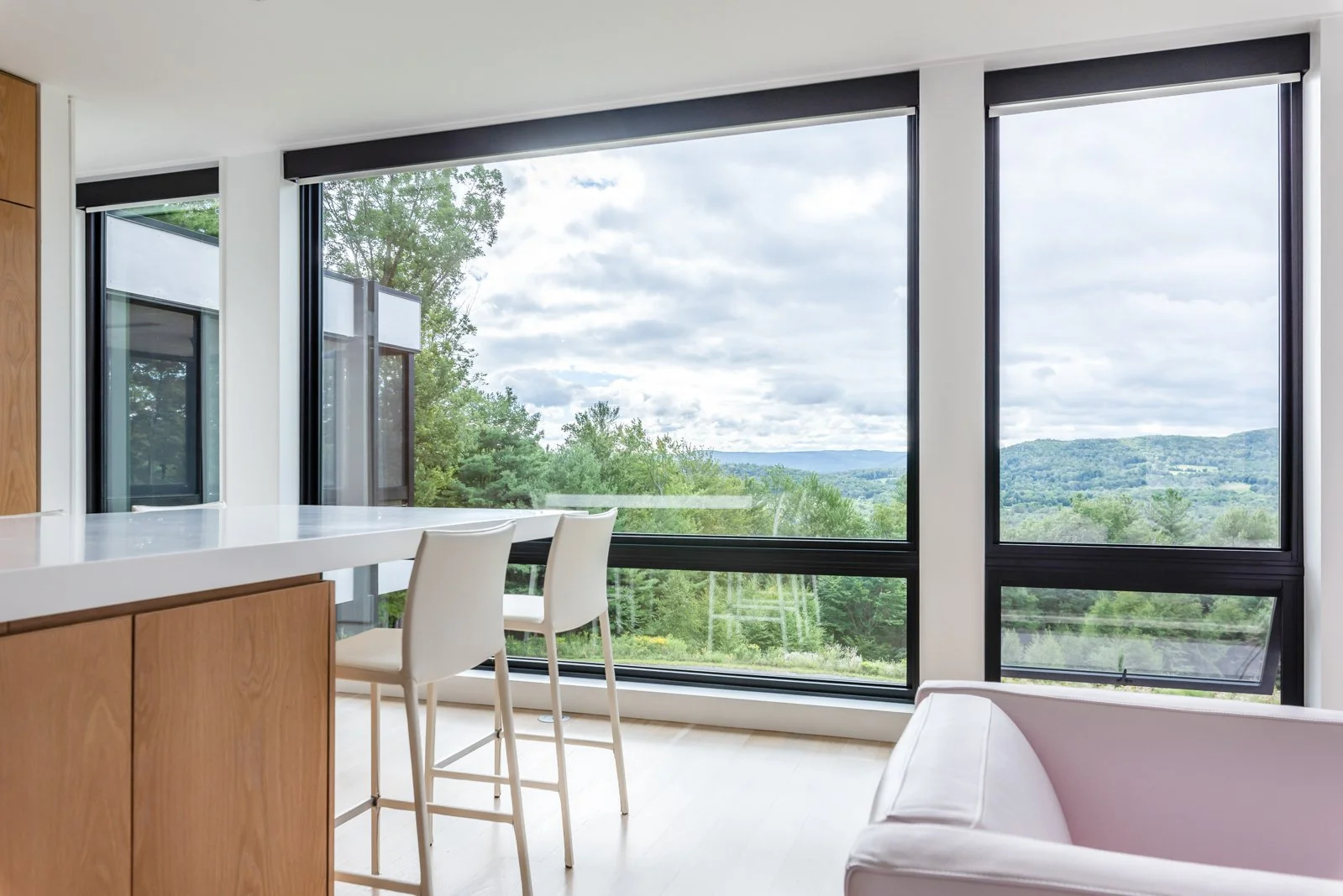 18-re4a-resolution-4-architecture-modern-modular-prefab-west-stockbridge-kitchen.jpg