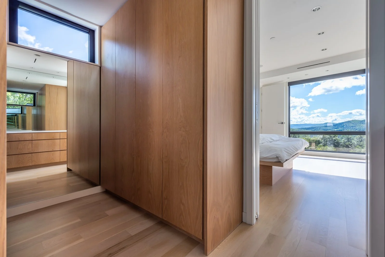25-re4a-resolution-4-architecture-modern-modular-prefab-west-stockbridge-mirror.jpg