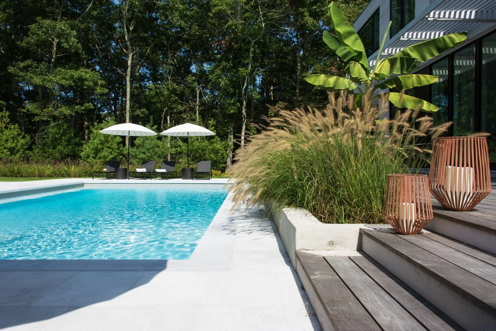 custom-modern-modular-prefab-hamptons-home-ny-architects-pool-terrace-summer-house