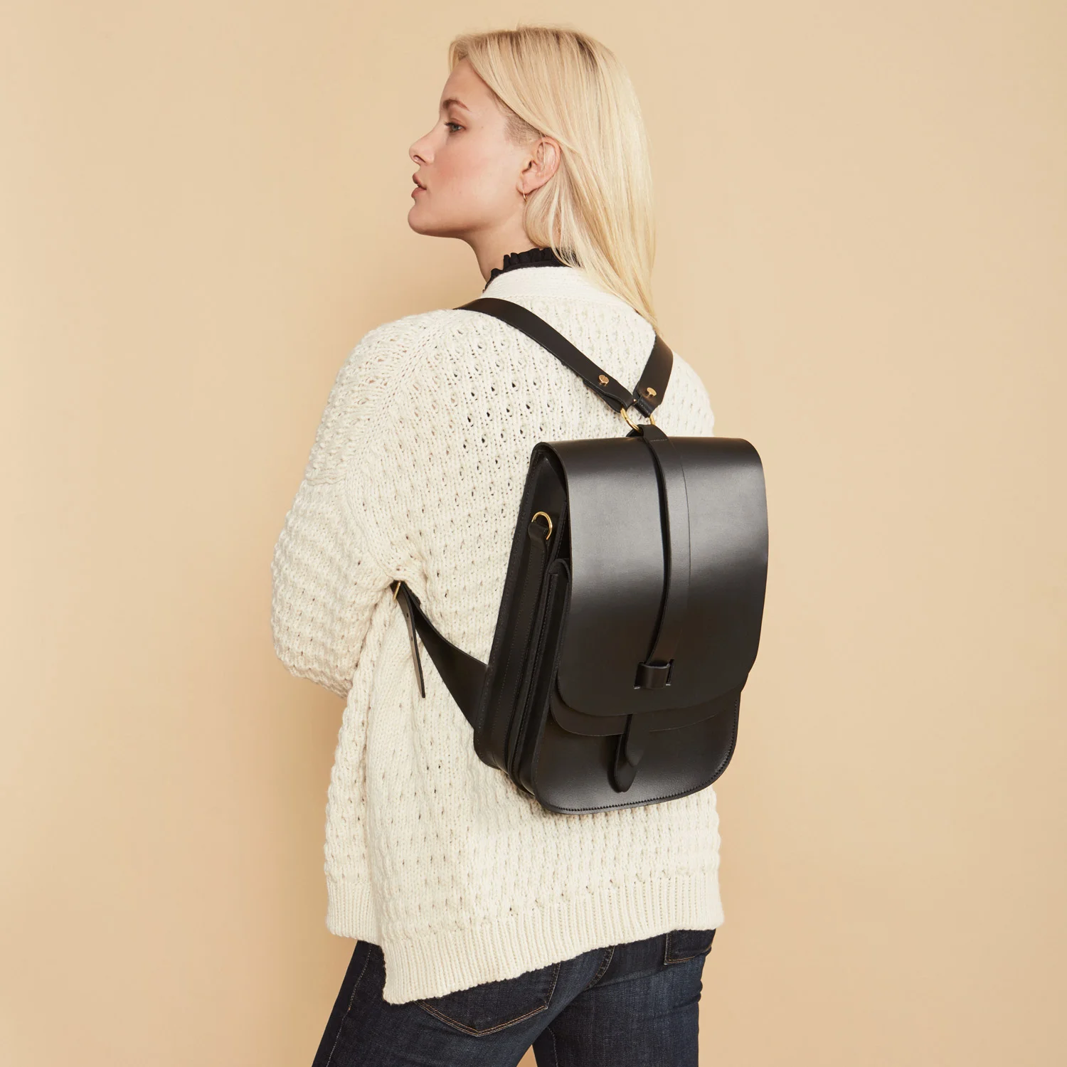FRAM_Le_Ruffle_Neck_Sleeveless_Blouse_0060.jpg