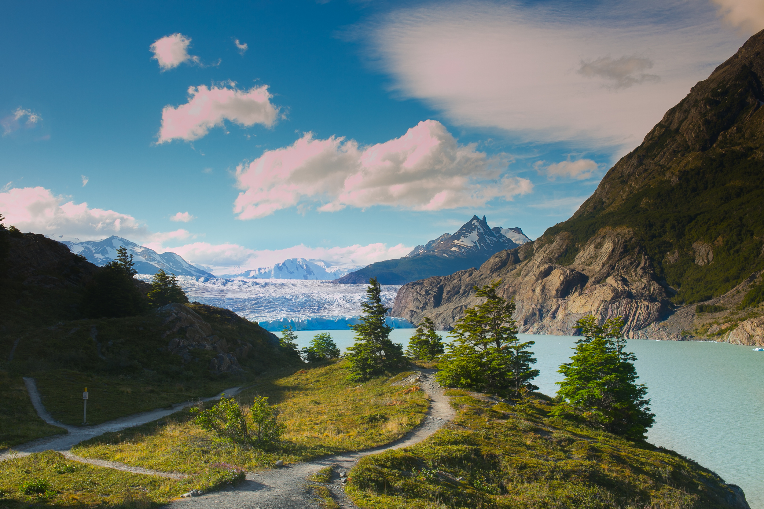 Hindsight. The glacier on the other side of the mountain and the winds have died down.