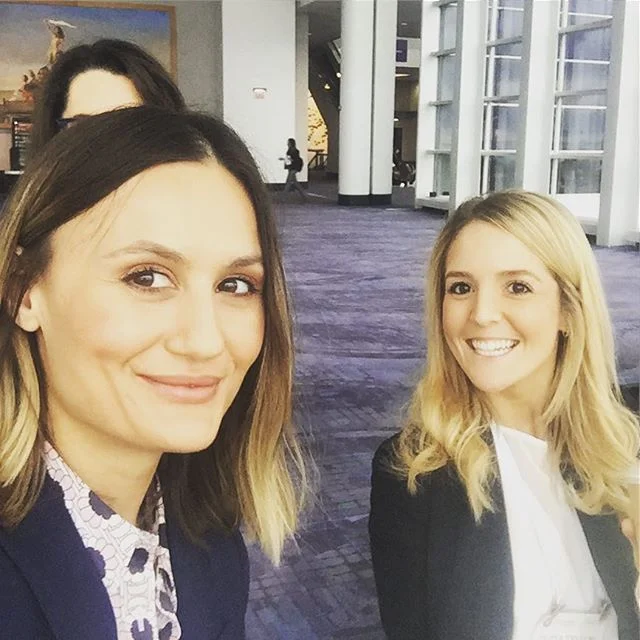 Love hanging out with strong women in Ophthalmology at #aao2018. Catching knowledge, wellness, and really good lighting with my friend and fellow #mayoclinic alum @dr.andreatooley 💙