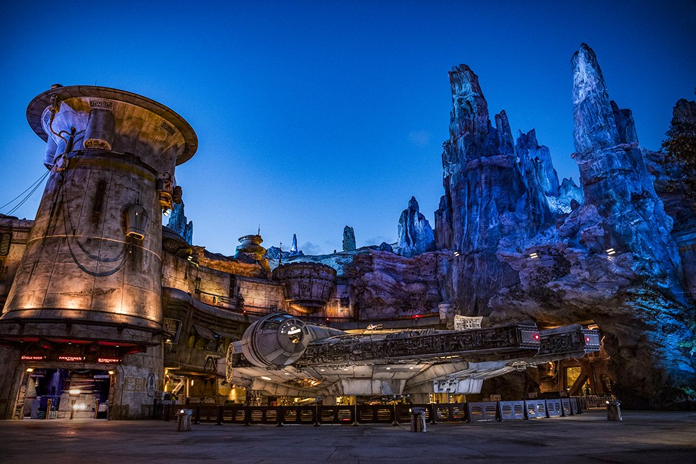 Star Wars: Galaxy's Edge, Disneyland
