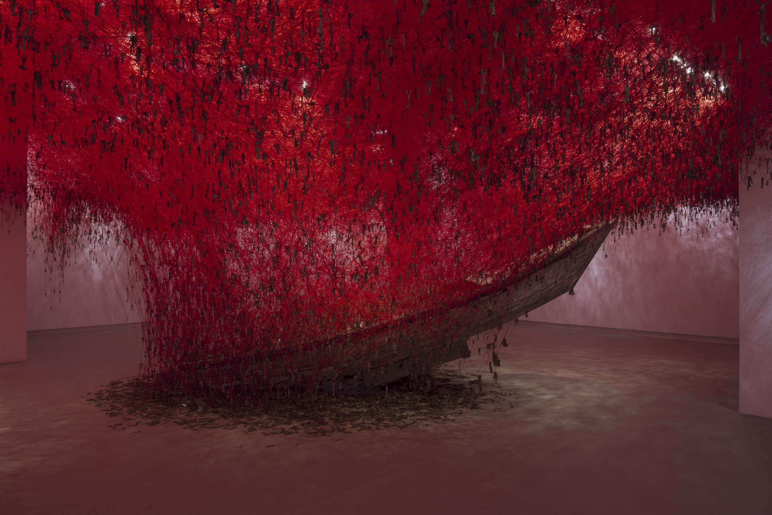  Japan -&nbsp;The Key in the Hand,&nbsp;Chiharu Shiota  Photo by Sara Sagui -&nbsp;Courtesy La Biennale di Venezia 