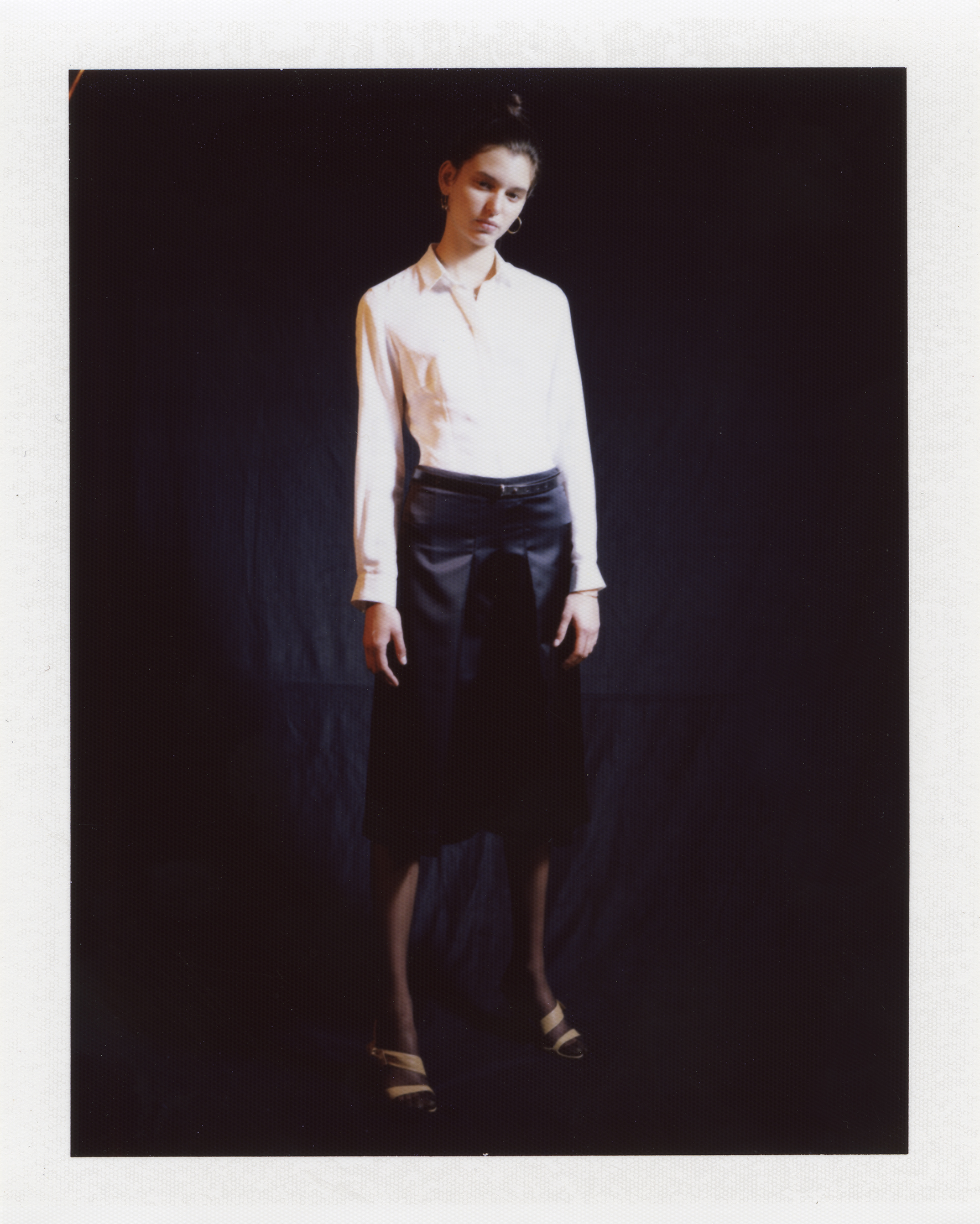  White shirt, black satin skirt. 18ct golden hoop and square earrings ATELIER VM,&nbsp;sandals MIU MIU at MADAME PAULINE VINTAGE, leather belt MAISON MARGIELA&nbsp; 