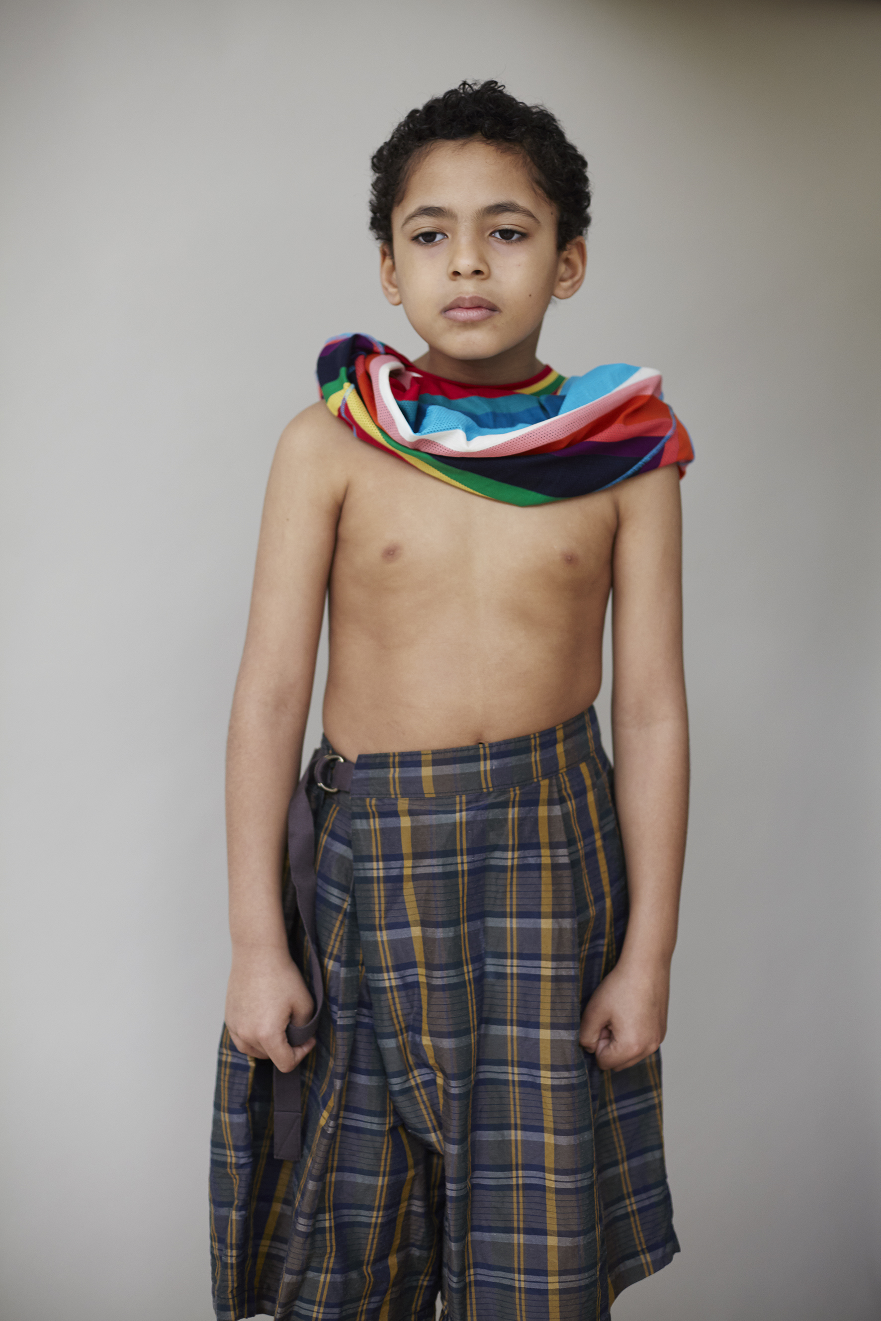 Multicolor crew neck striped cotton t-shirt PAUL SMITH, oversized gingham silk shorts KOLOR.