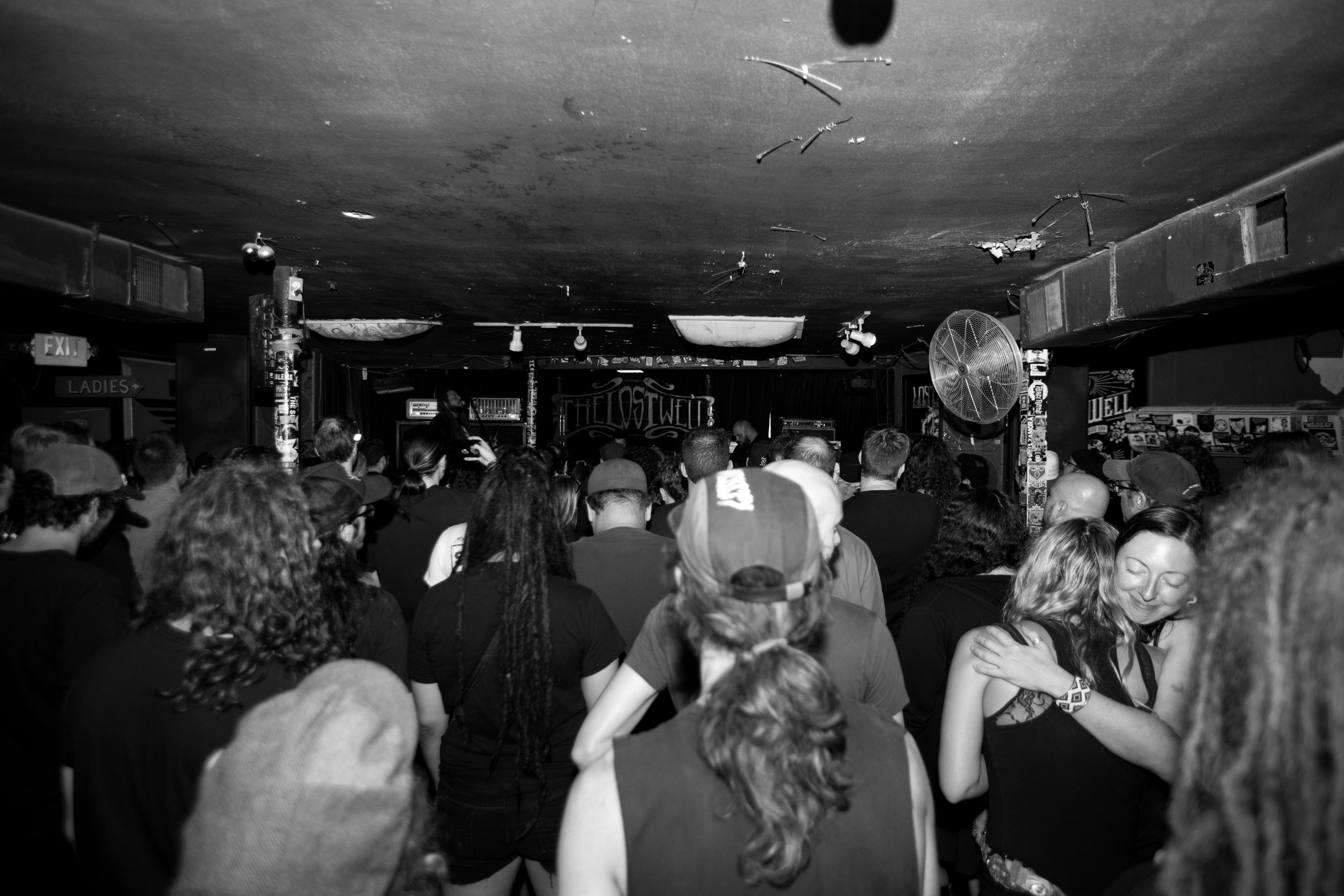 Crowd // Primitive Man