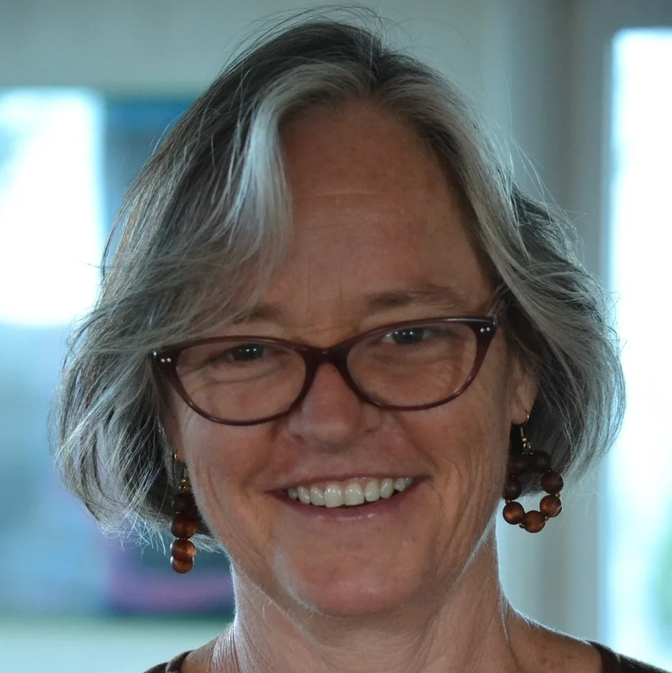 Laurie pic 1.jpg
