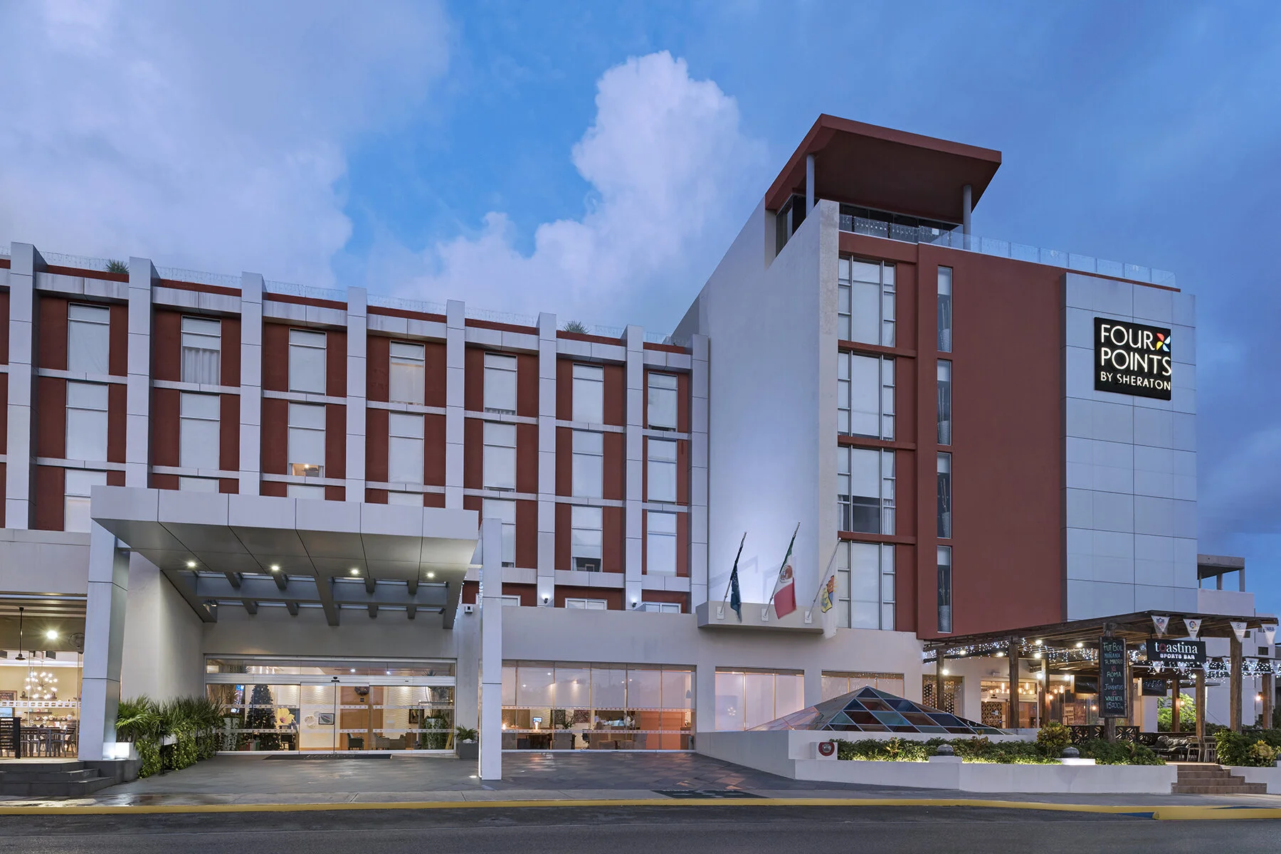 Four Points by Sheraton CancΓΊn Centro