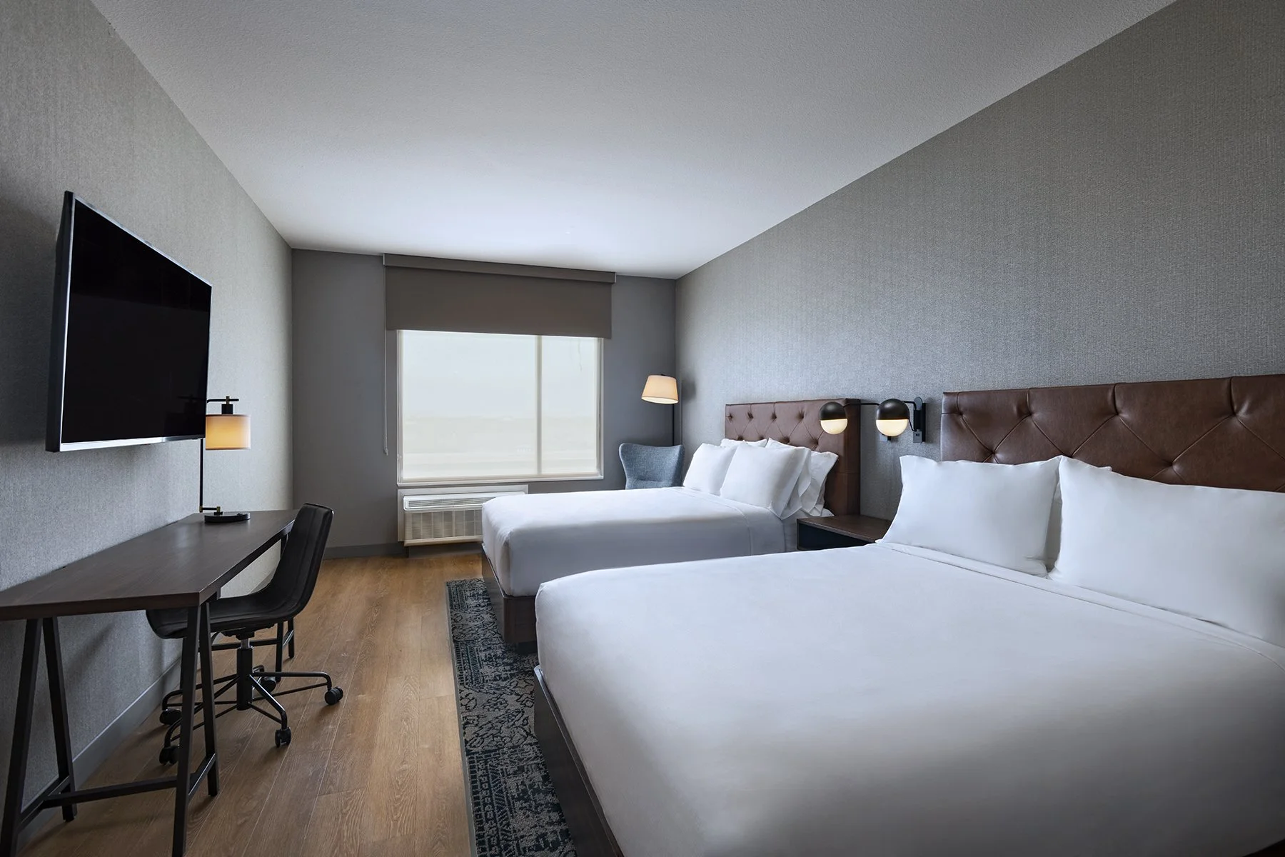 four-points-bedroom.jpg