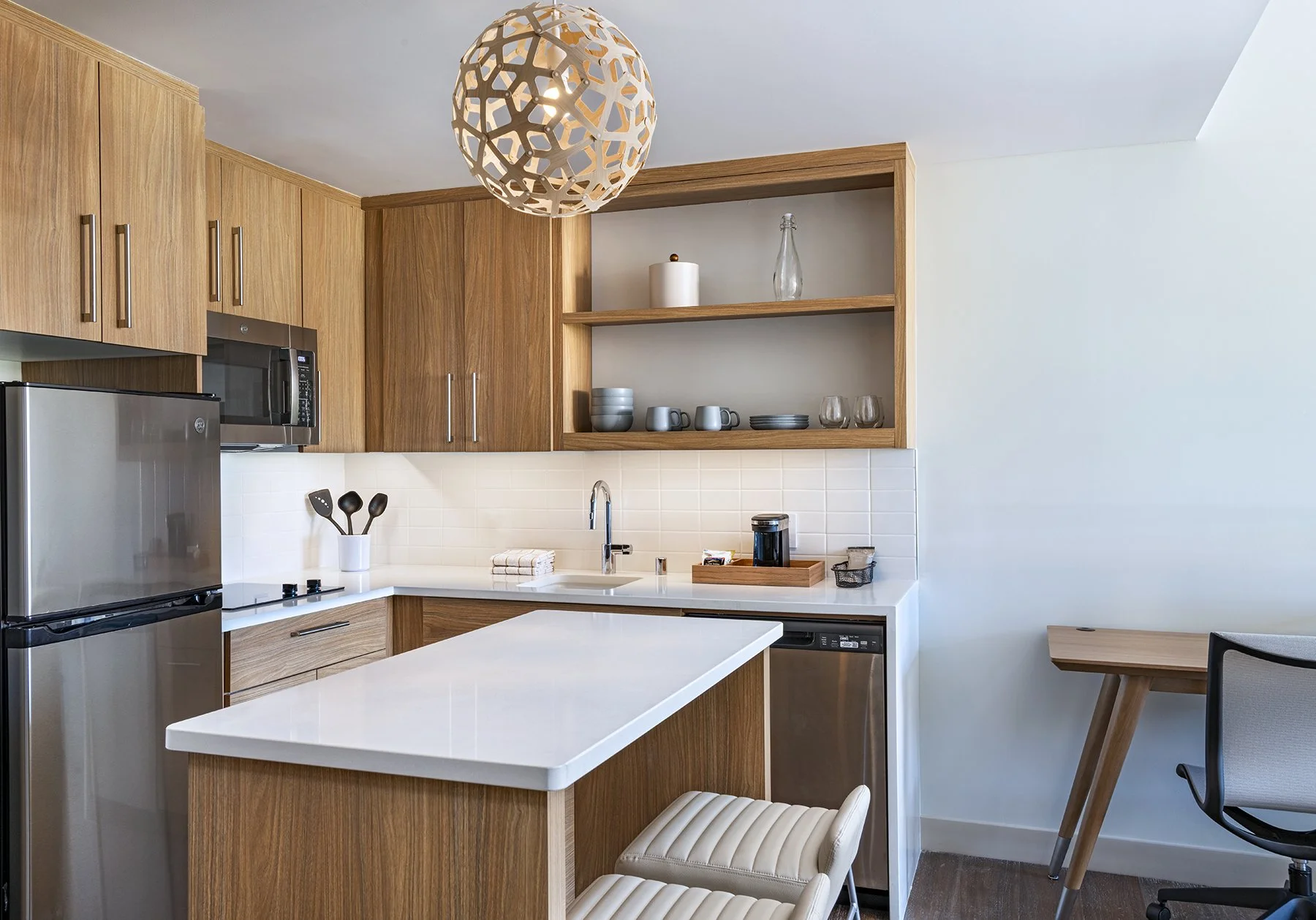 LASPE_one bedroom_kitchen.jpg