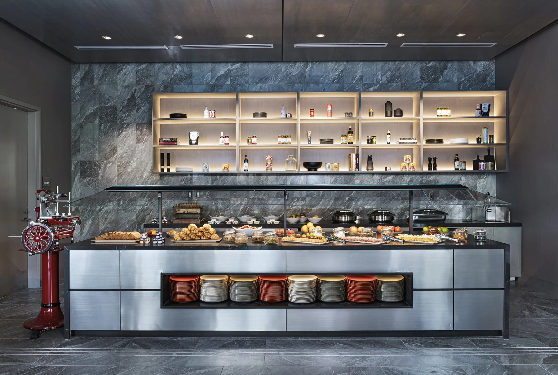 LASPA_breakfast buffet.jpg