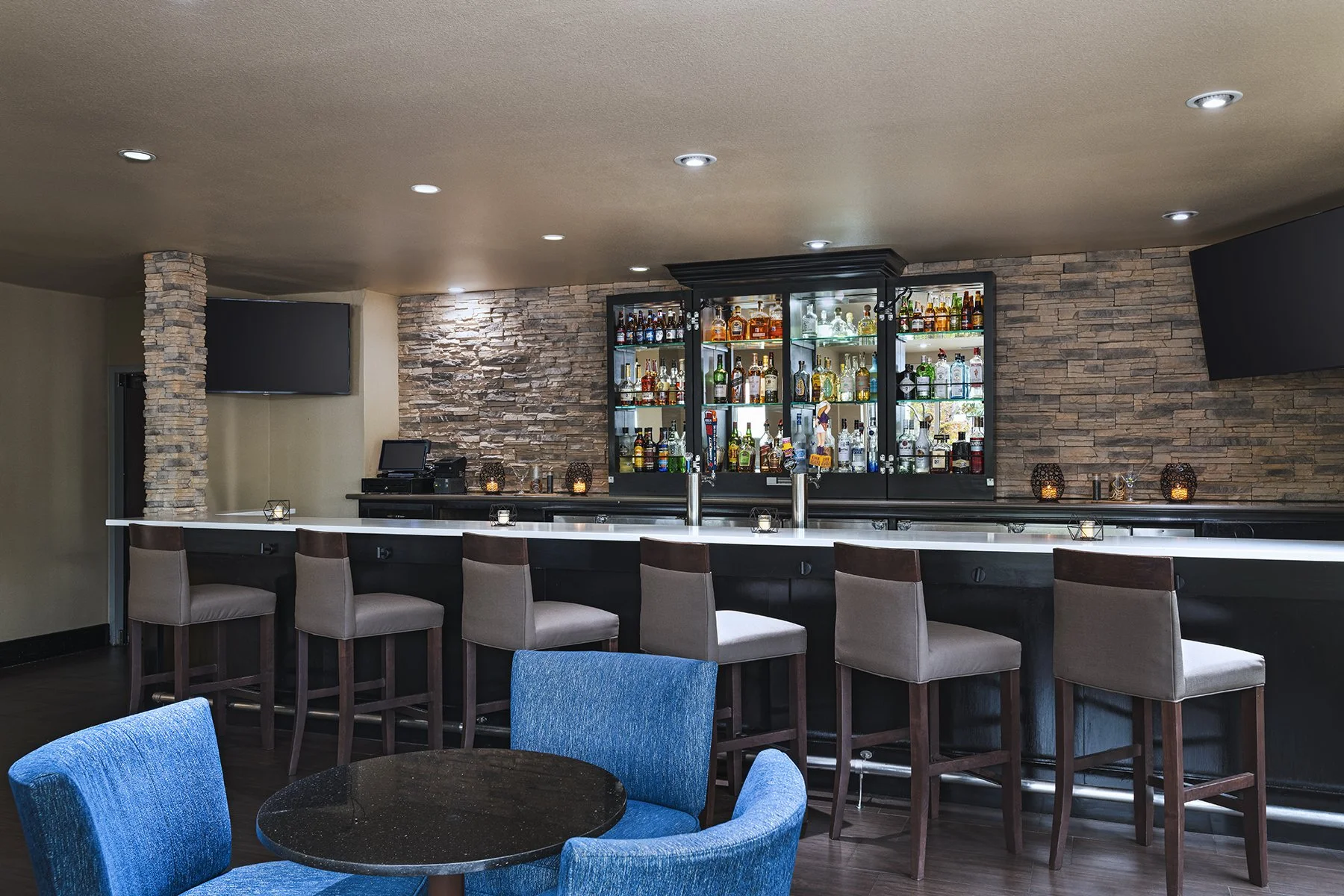 bar AB.jpg